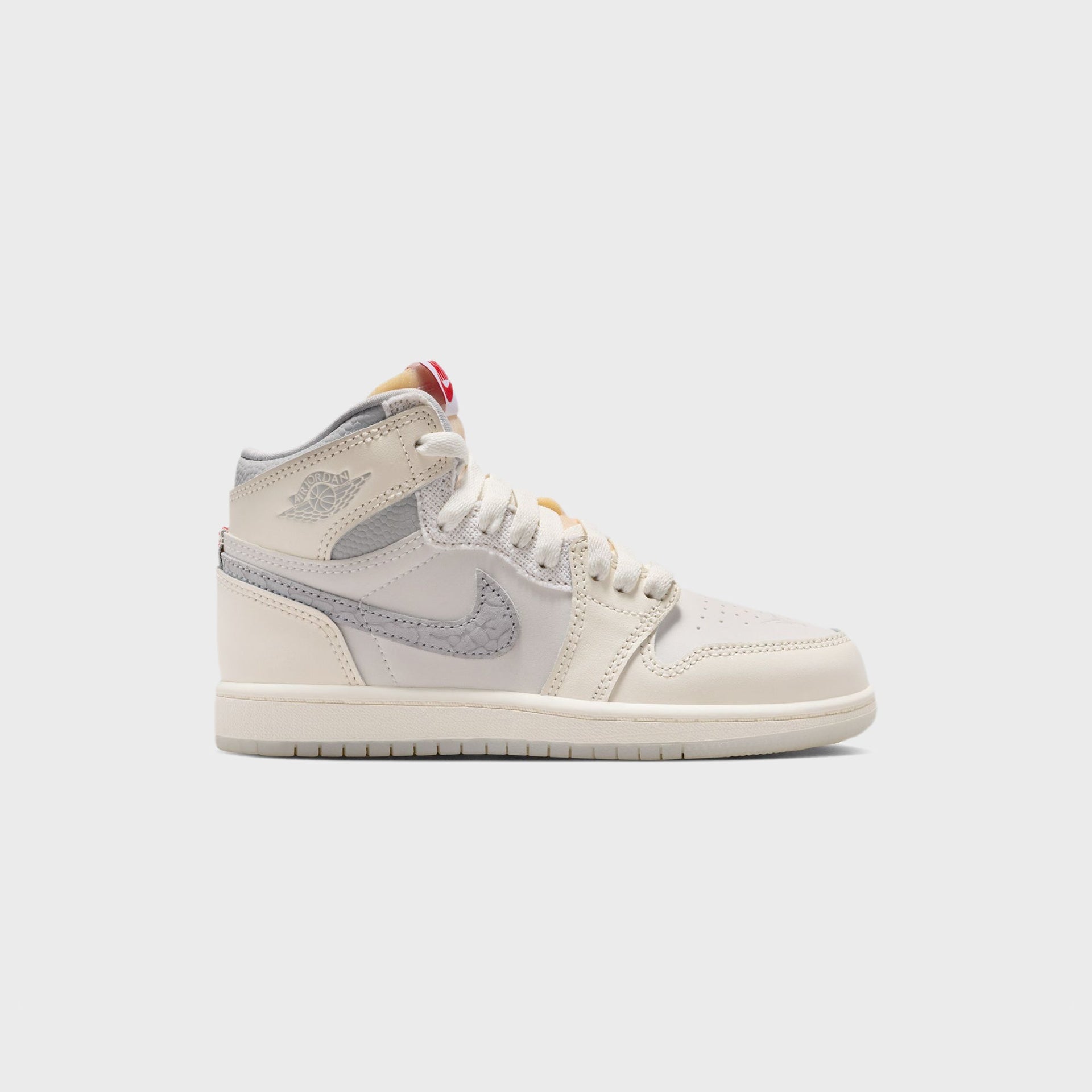 Jordan PS Air Jordan 1 Retro High OG - Sail / University Red / Pale Ivory / Coconut Milk / Phantom