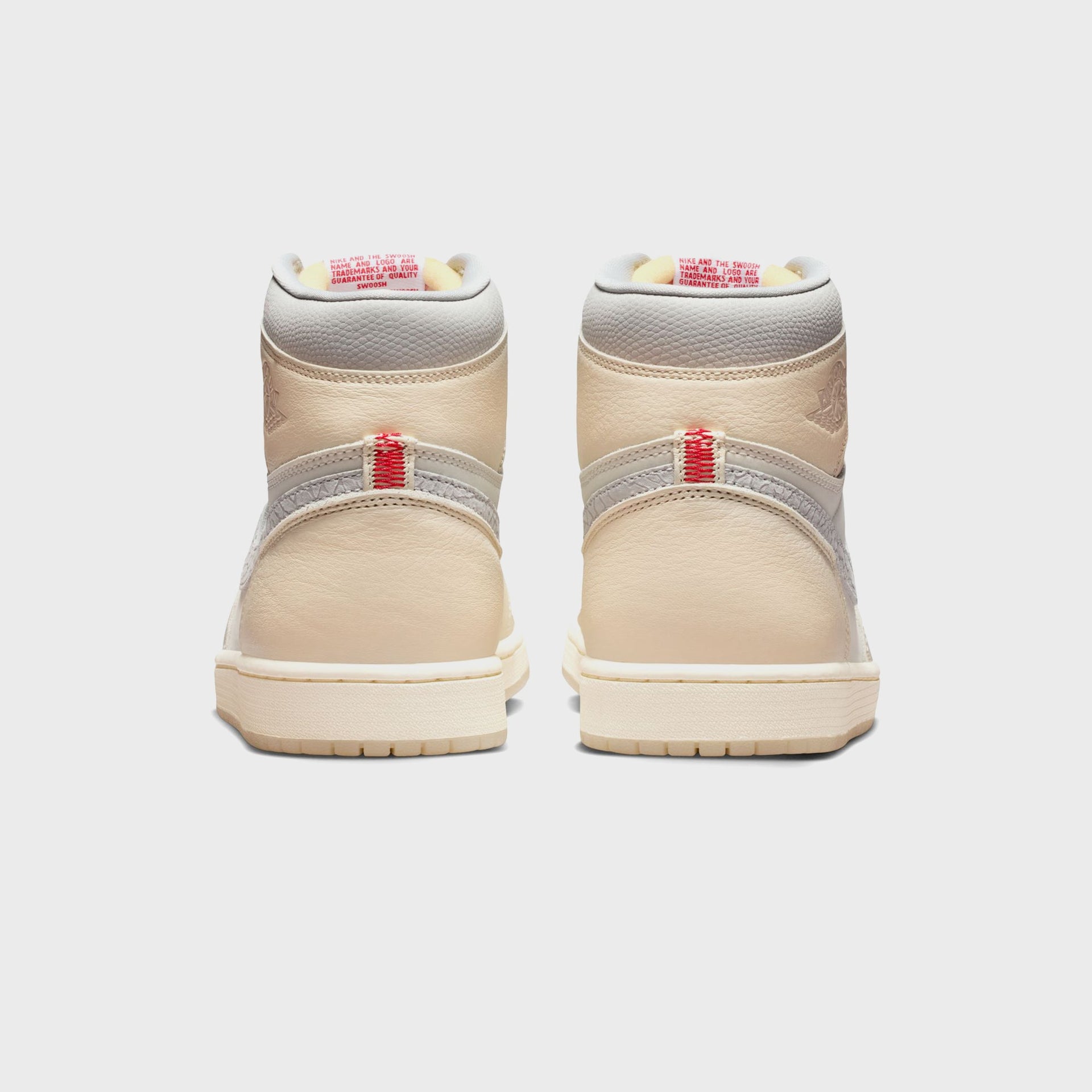 Jordan Air Jordan 1 Retro High OG - Sail / University Red / Pale Ivory / Coconut Milk / Phantom