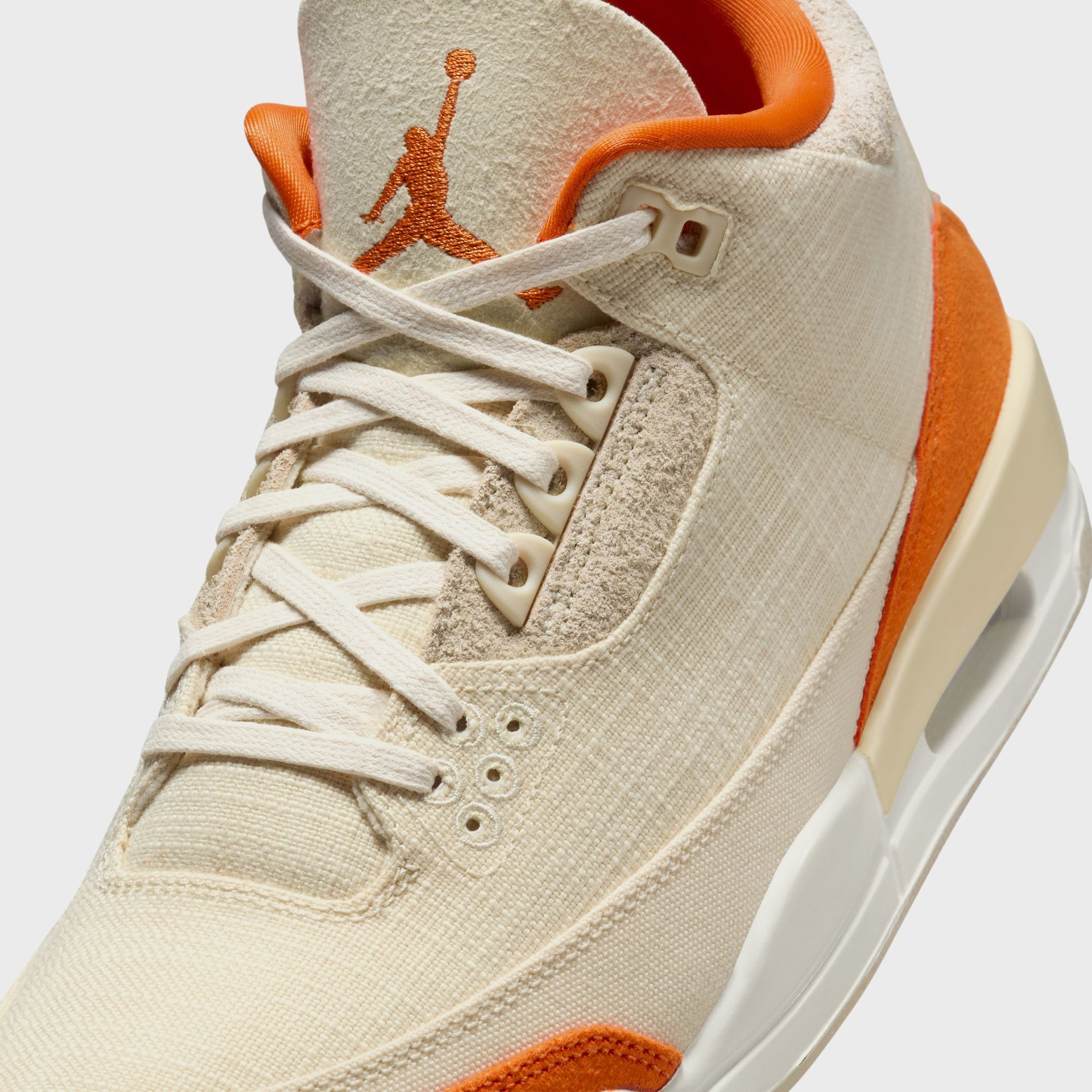 Jordan WMNS Air Jordan 3 - Fossil / Starfish / Sai