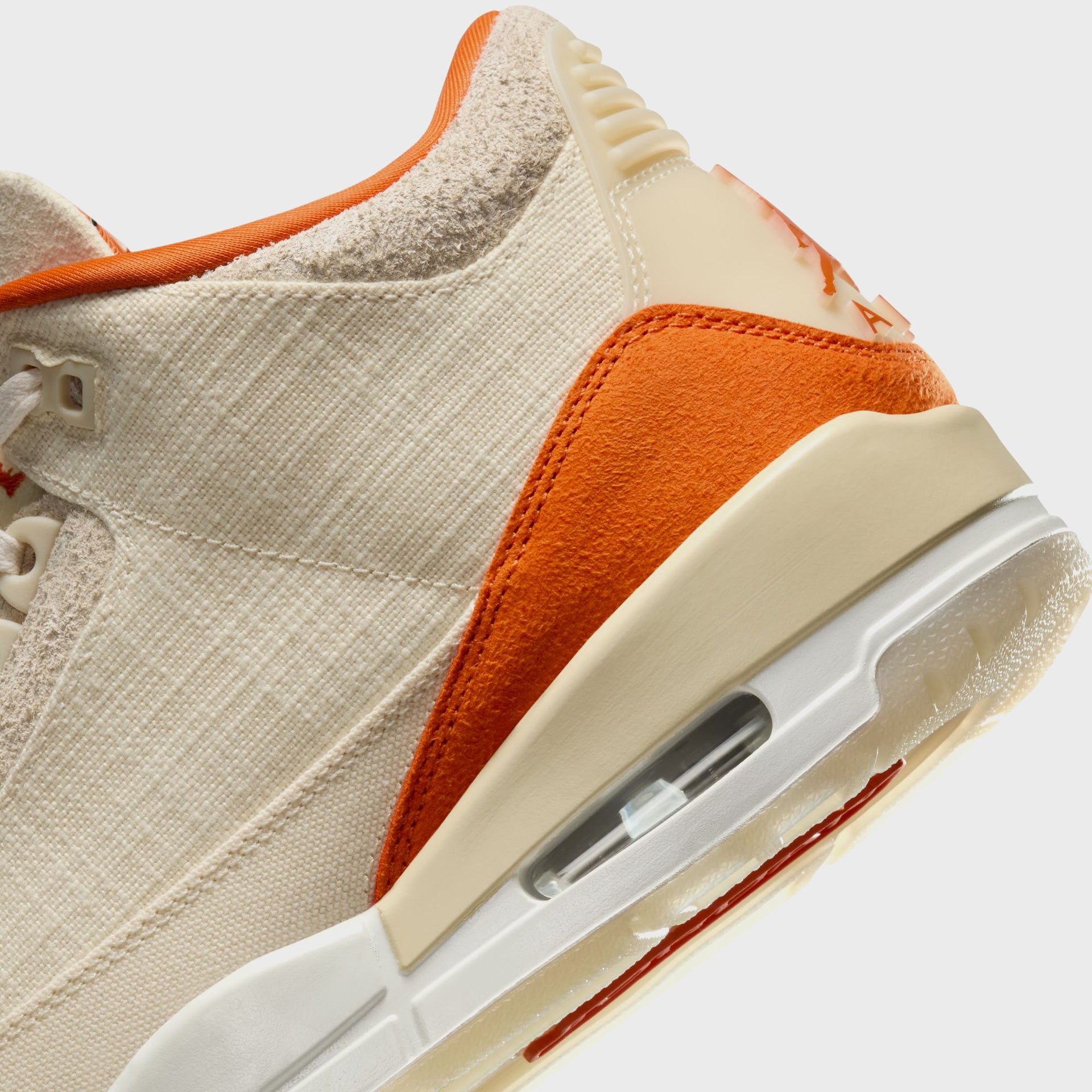 Jordan WMNS Air Jordan 3 - Fossil / Starfish / Sai