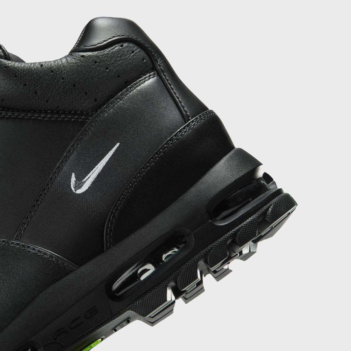 Nike Air Max Goadome - Black / Volt