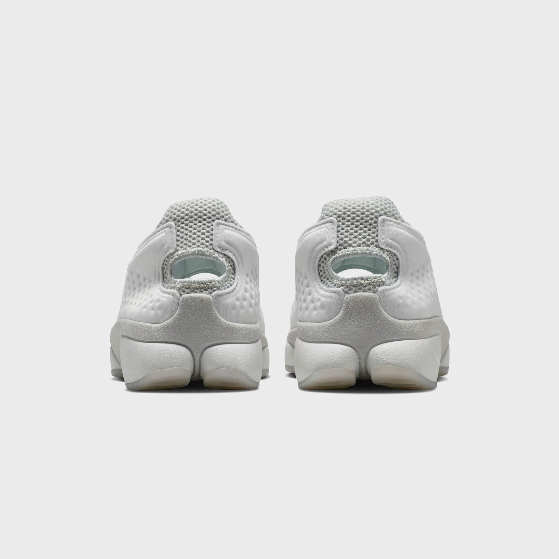 Nike WMNS Rift 2 - Summit White / Swan