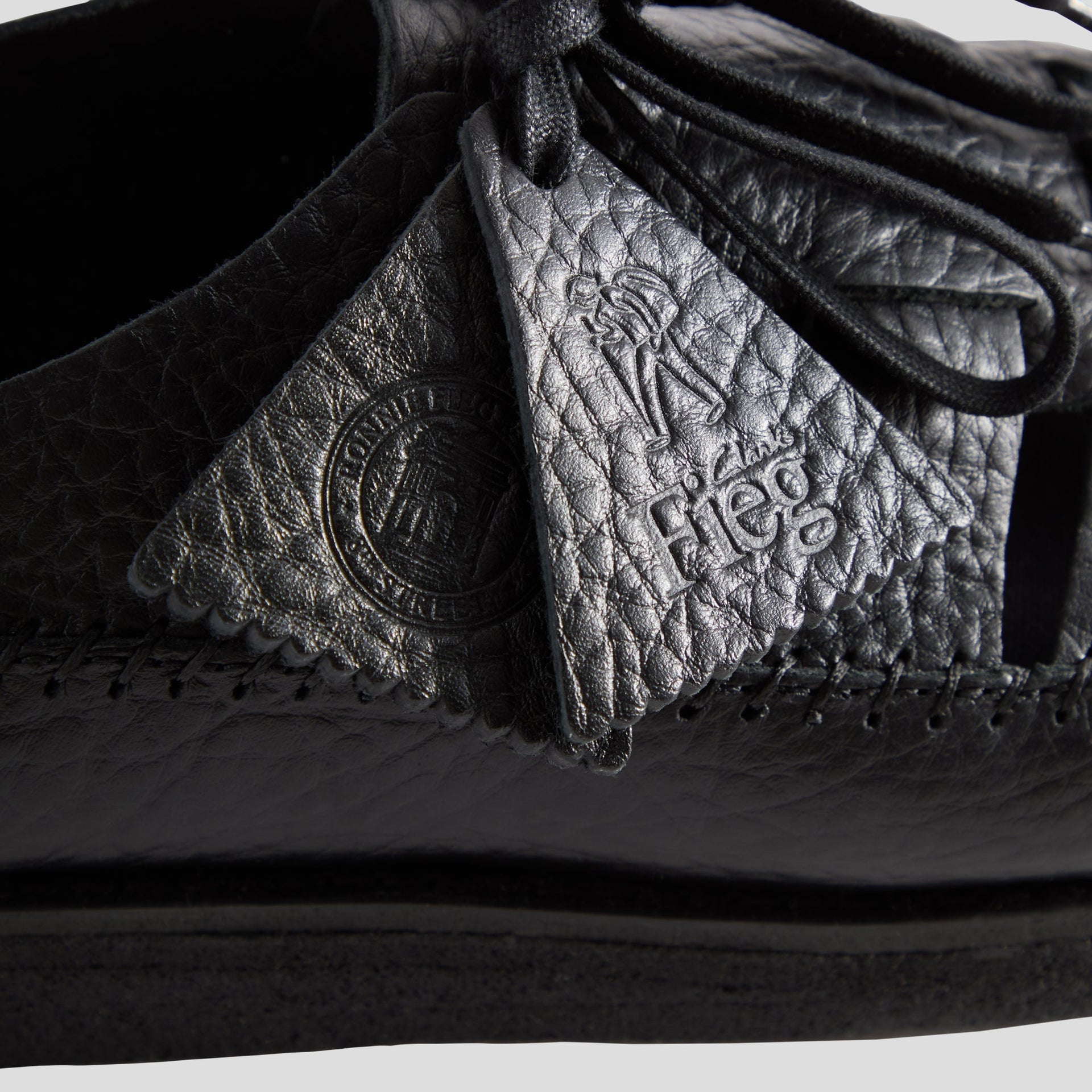 PRE-ORDER | 8th St by Ronnie Fieg for Clarks Originals Ridgevale - Black - PH