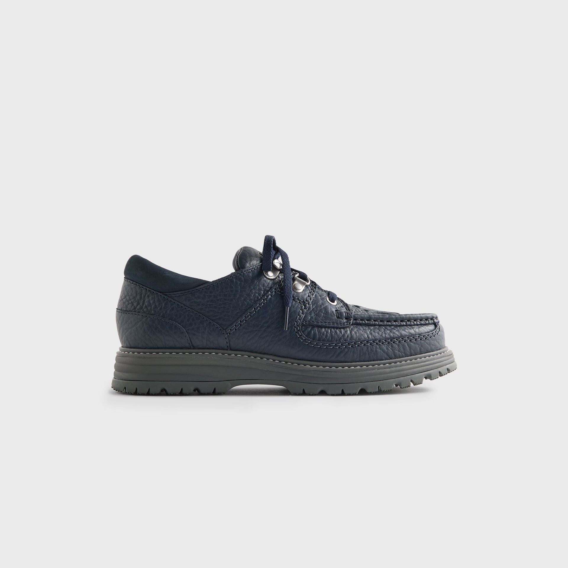 8th St by Ronnie Fieg for Clarks Originals & the New York Yankees Sunderland - Navy