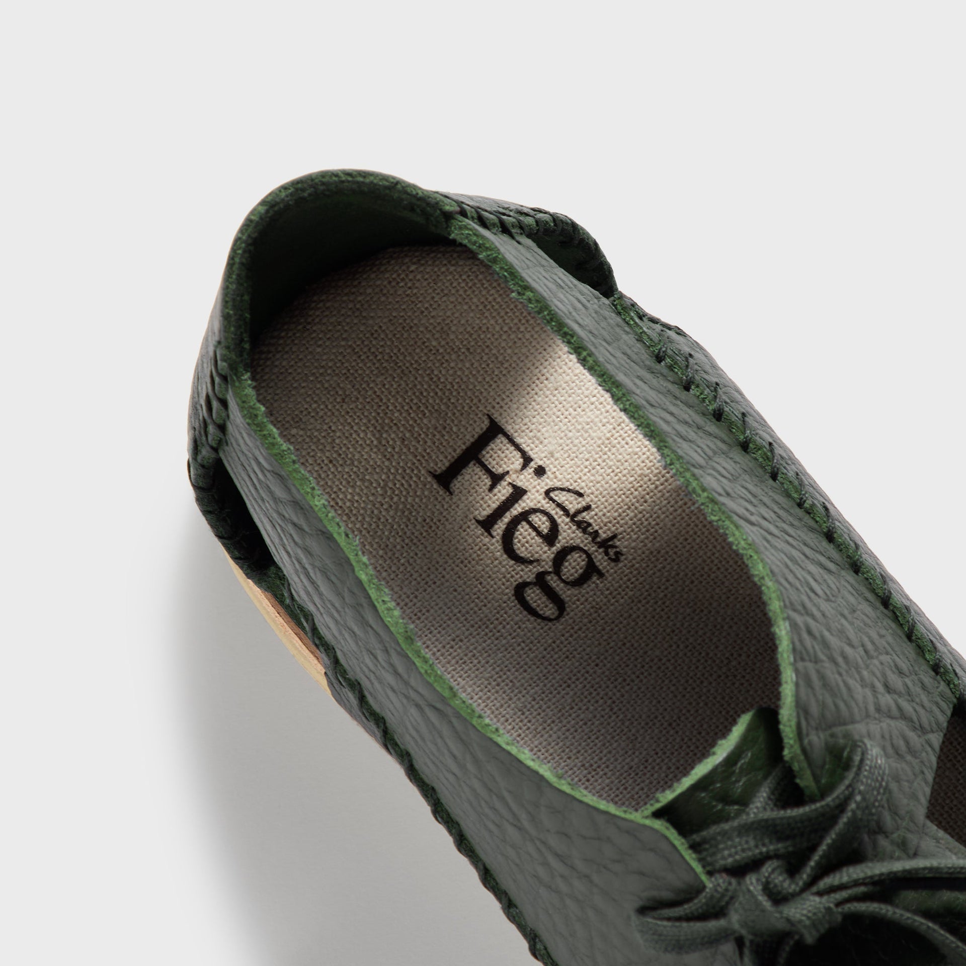 PRE-ORDER | 8th St by Ronnie Fieg for Clarks Originals Ridgevale - Dark Green - PH