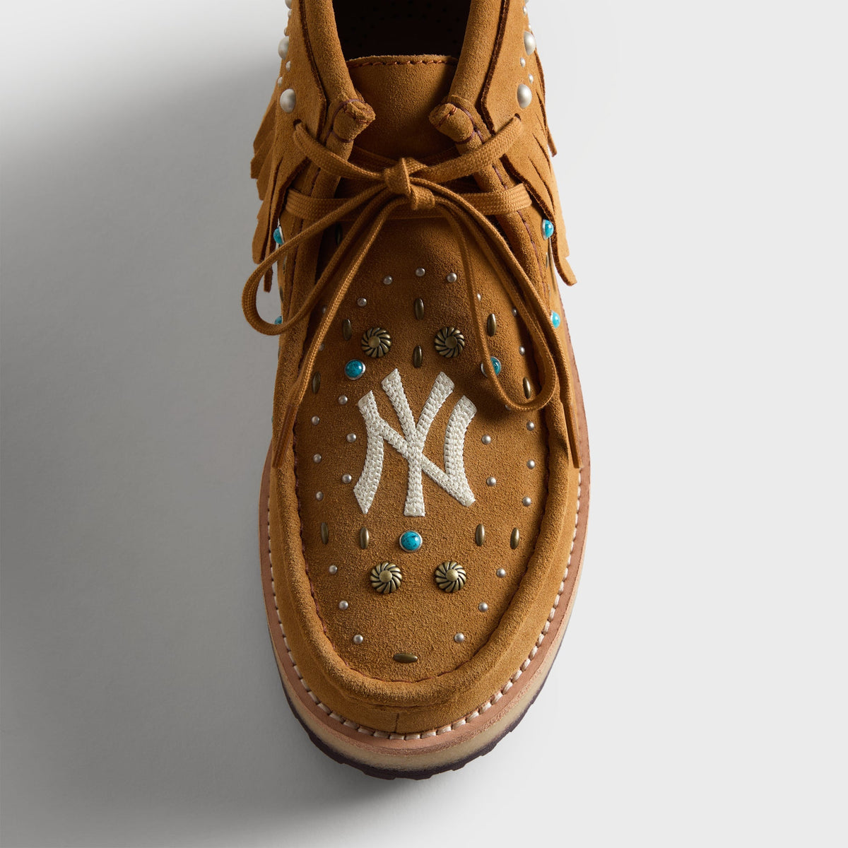8th St by Ronnie Fieg for Clarks Originals & The New York Yankees Rossendale 2 - Tan - PH