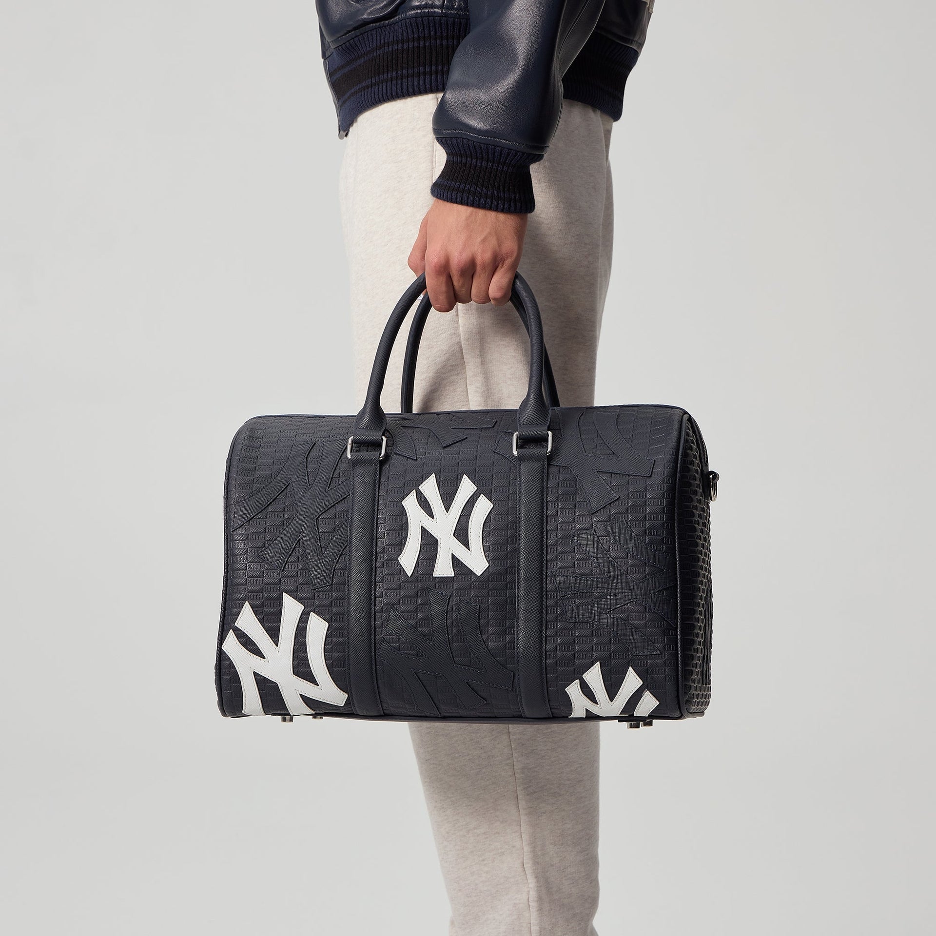 Kith for the New York Yankees Traveler K40 Bag - Nocturnal