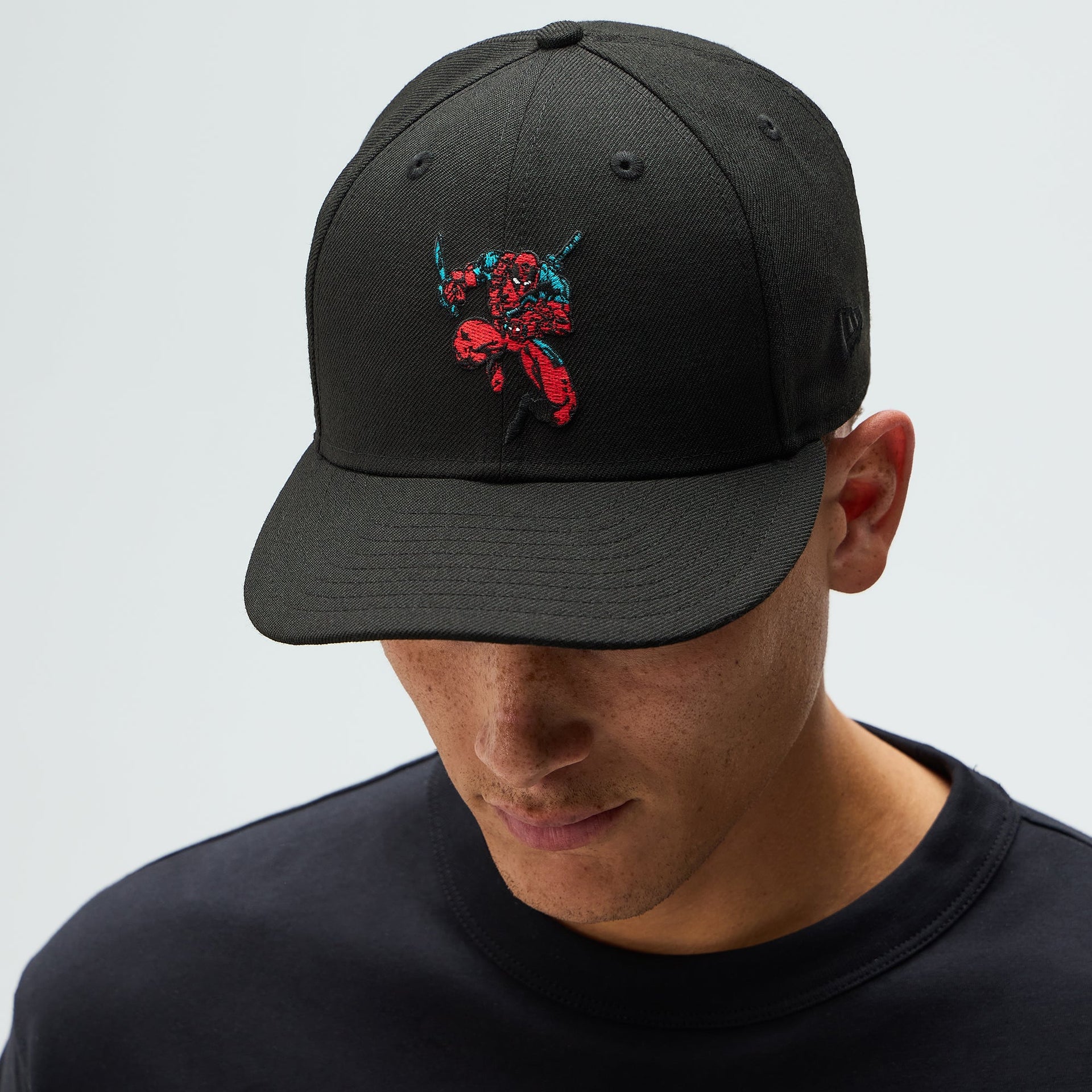 Marvel | Kith for New Era Deadpool Low Profile 59FIFTY Fitted Cap - Black