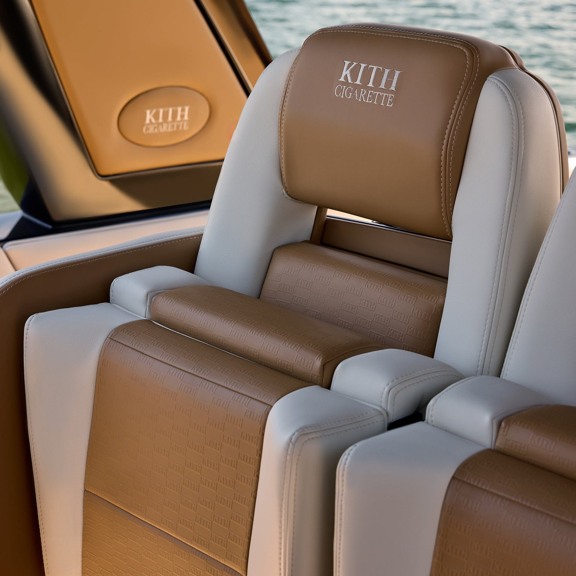 MADE-TO-ORDER | Kith for Cigarette Racing 42 Auroris