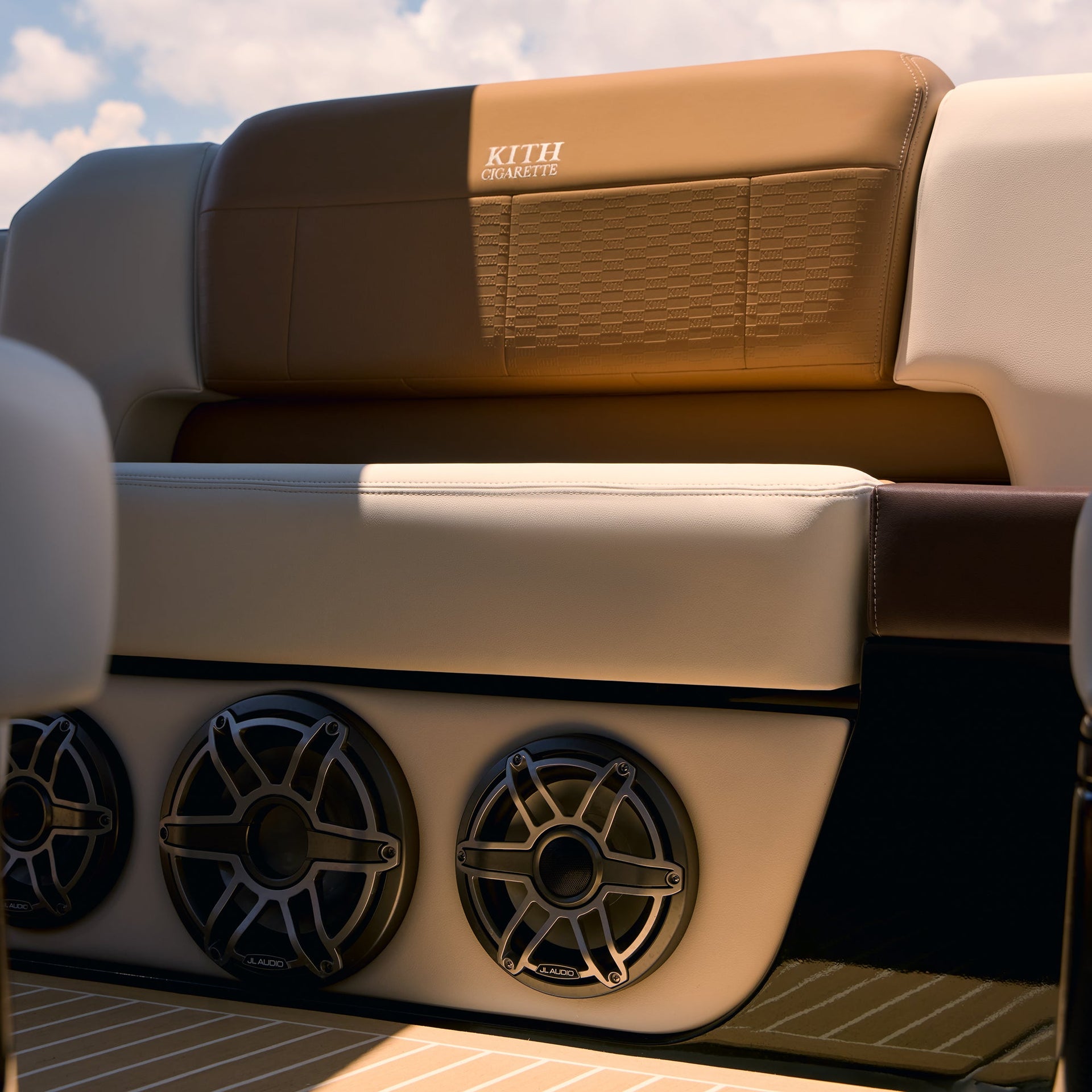 MADE-TO-ORDER | Kith for Cigarette Racing 42 Auroris