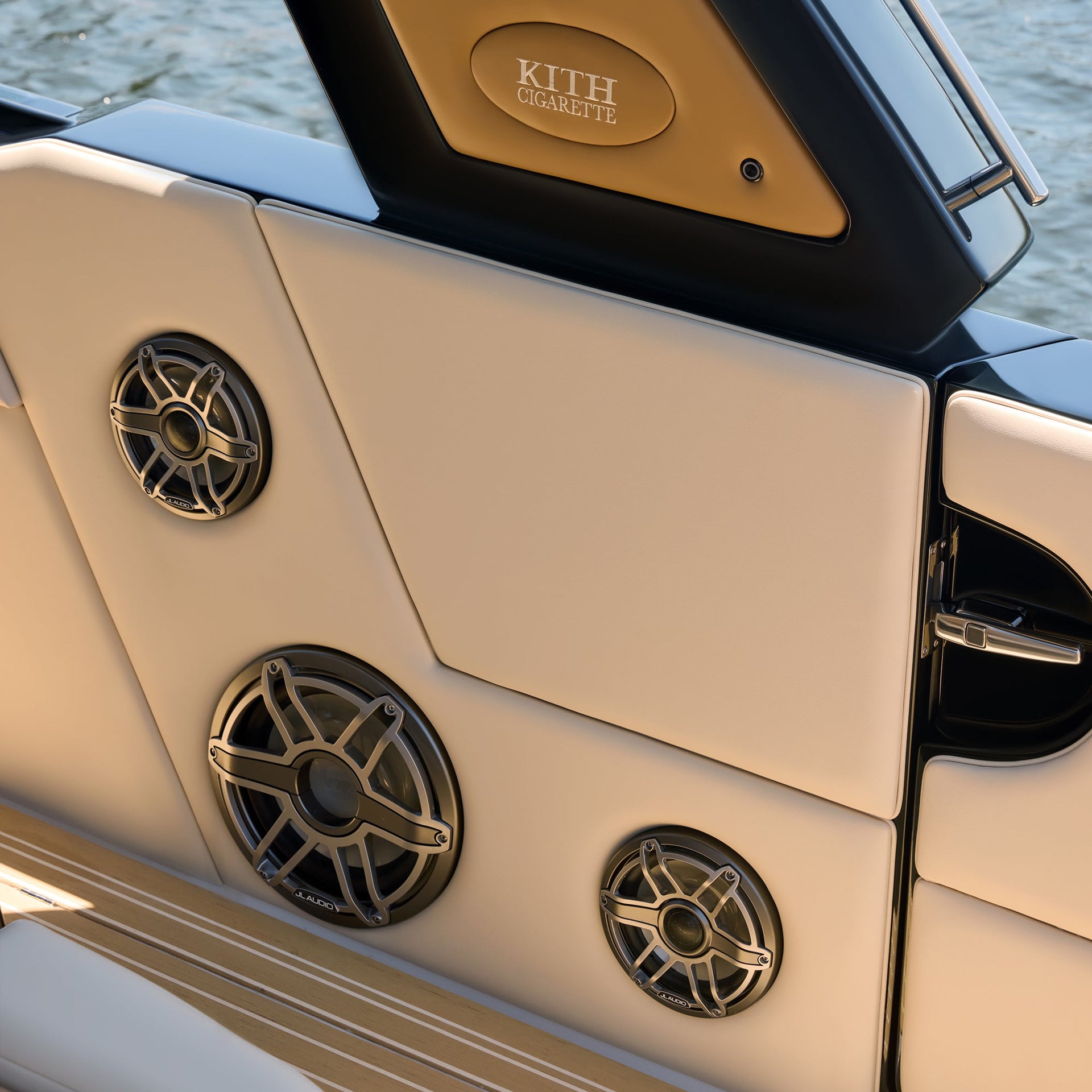 MADE-TO-ORDER | Kith for Cigarette Racing 42 Auroris