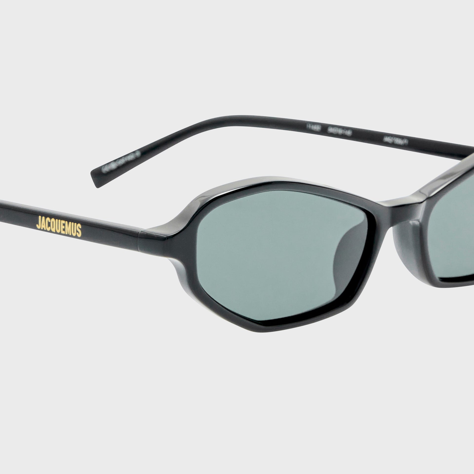Jacquemus 226 Frames - Black / Light Gold / Grey