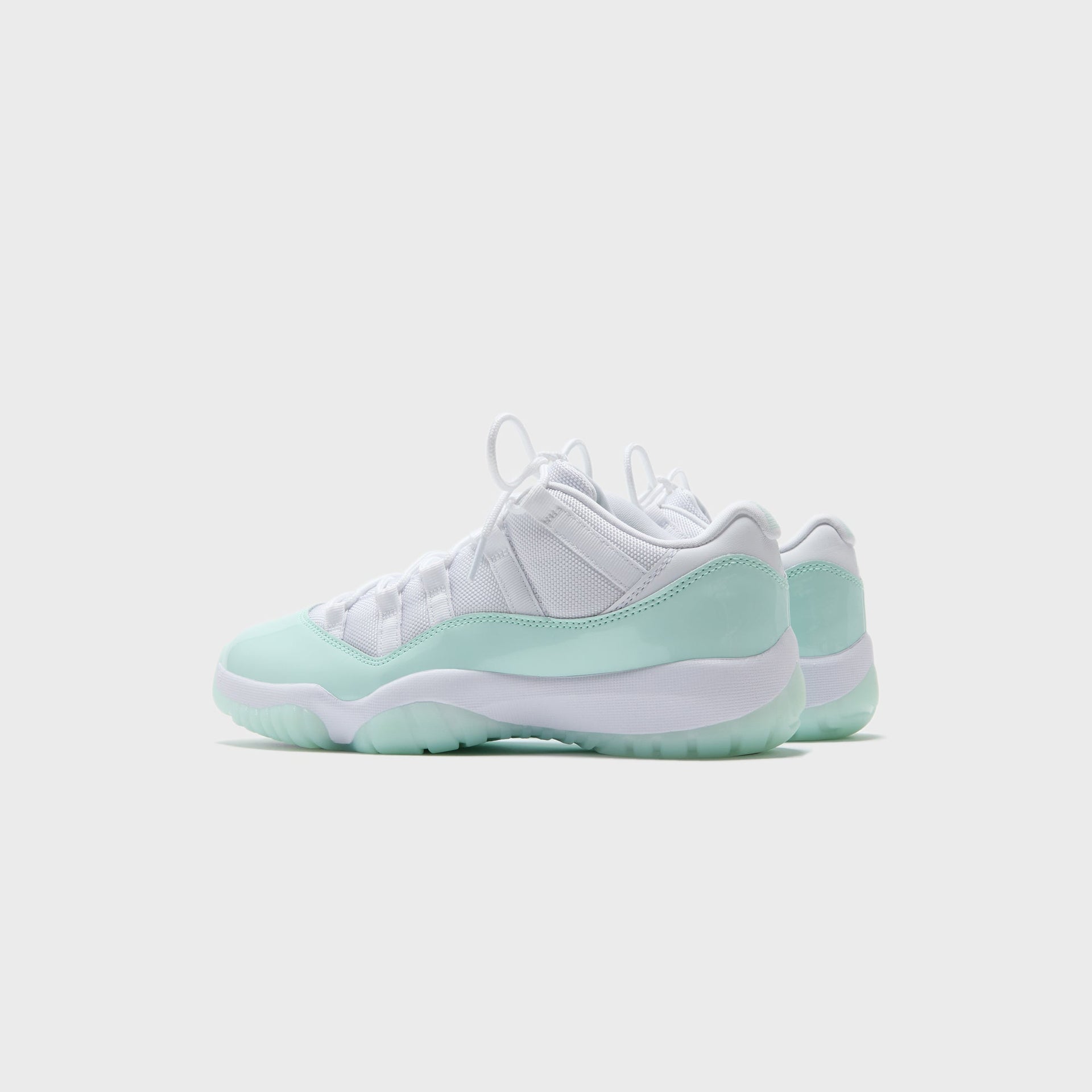 Jordan Air Jordan 11 Retro Low - White / Igloo