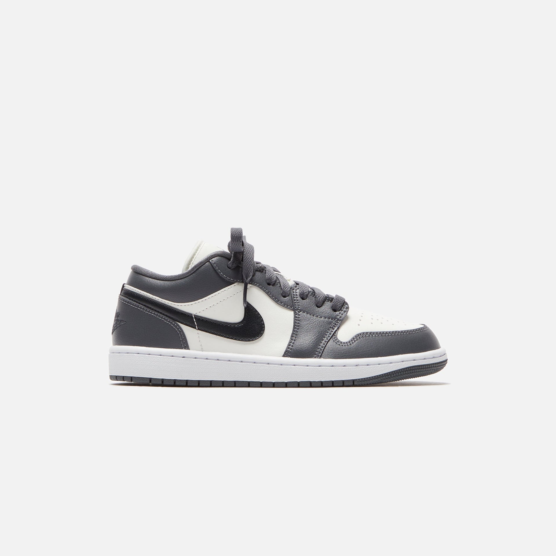 Jordan WMNS Air Jordan 1 Low - Sail / Off Noir / Dark Grey / White