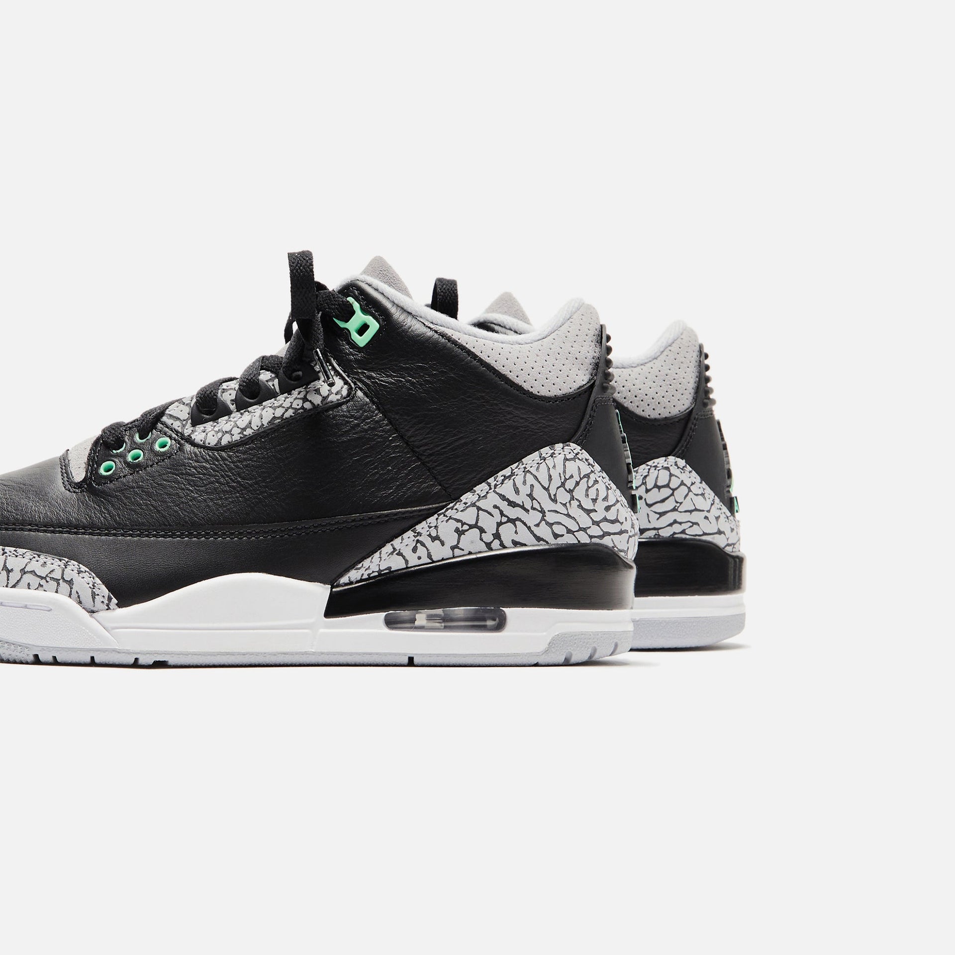 Jordan Air Jordan 3 Retro - Noir / Vert fluo / Gris loup / Blanc