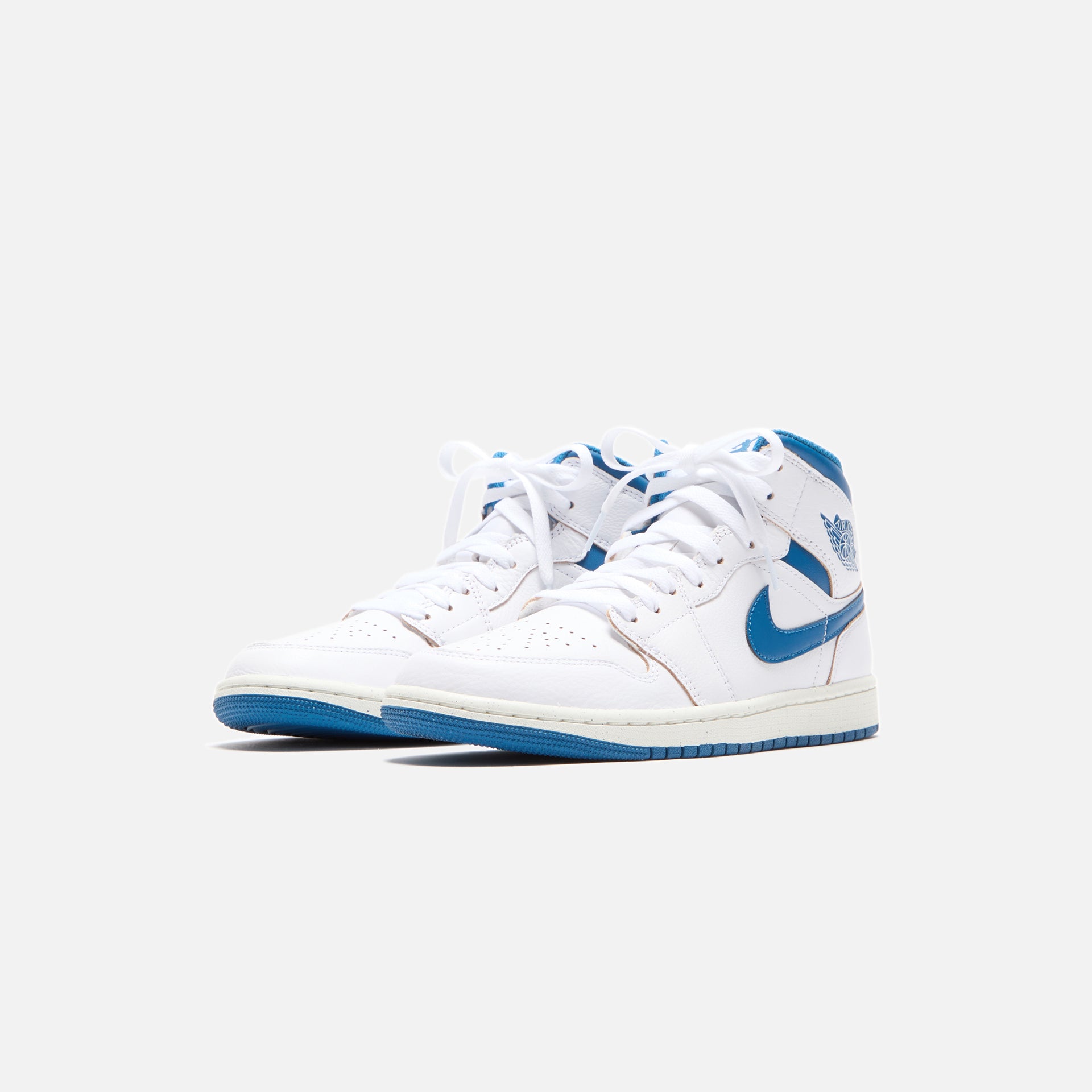 Jordan Air Jordan 1 Mid SE - White / Industrial Blue / Sail