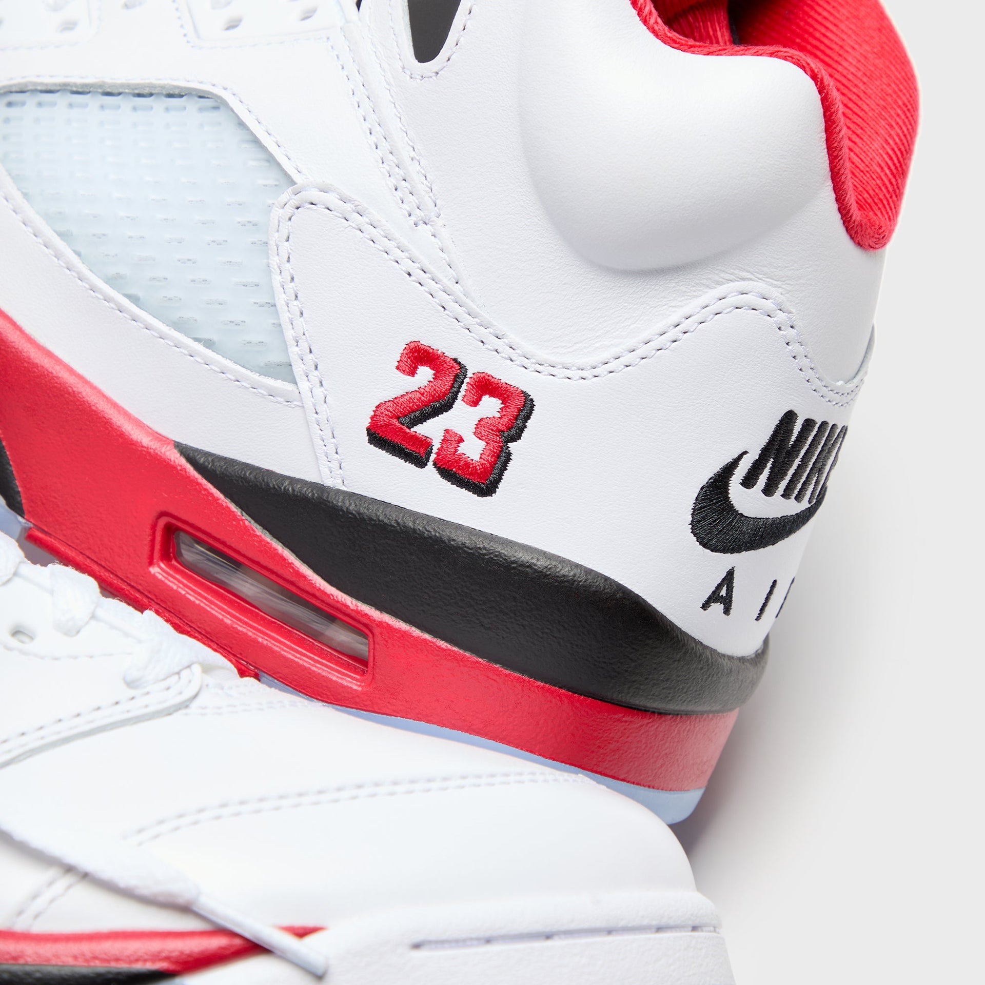 Jordan Air Jordan 5 Retro OG - White / Fire Red / Black