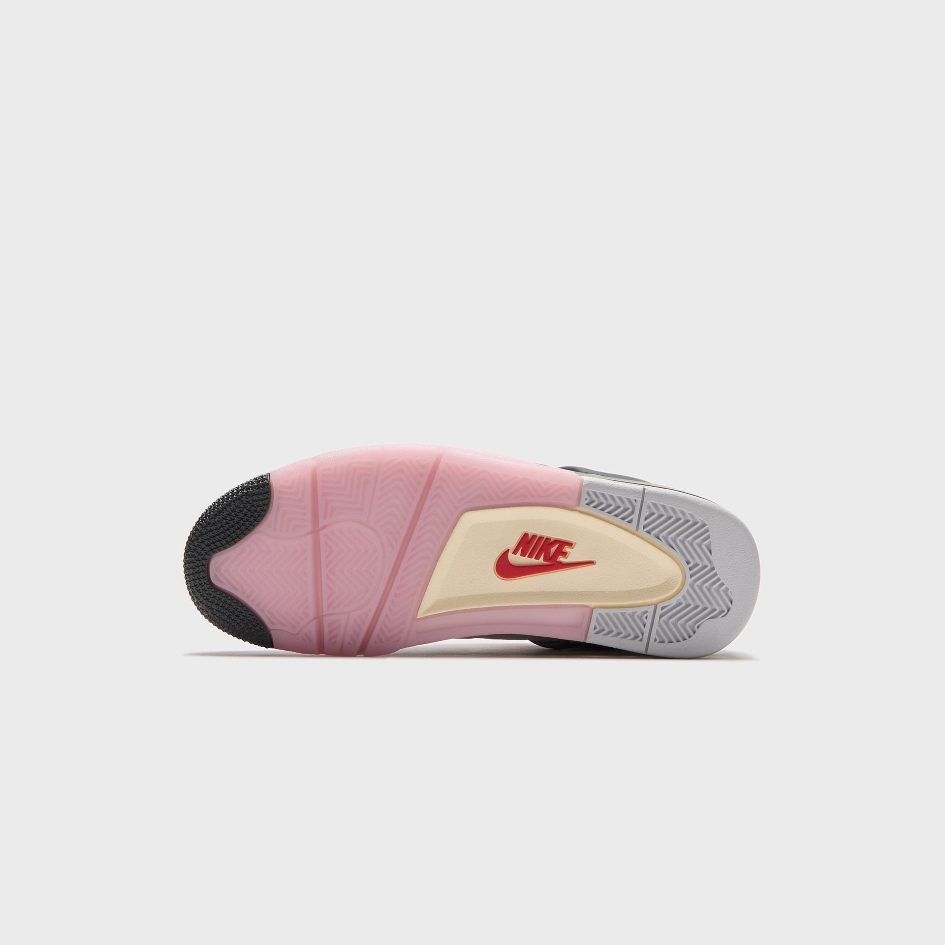 Jordan Air Jordan 4 Retro - Off-White / Anthracite / Fire Pink