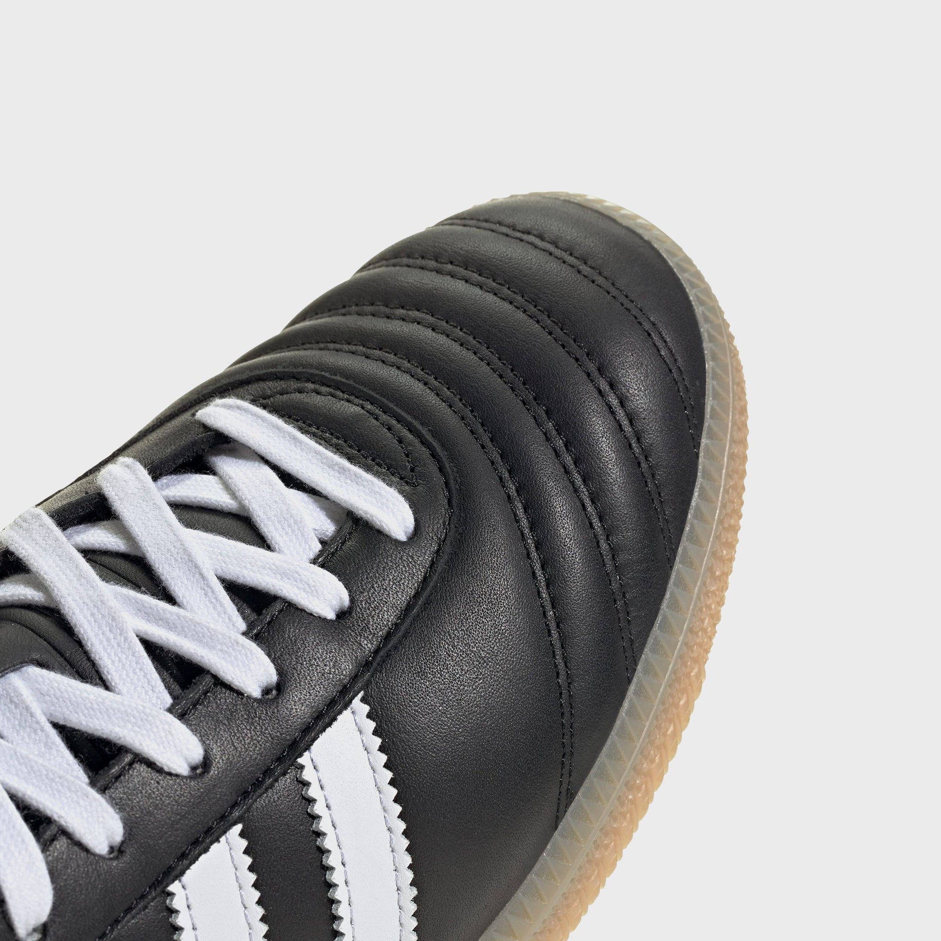adidas Samba Jp - Core Black / White / Gum4