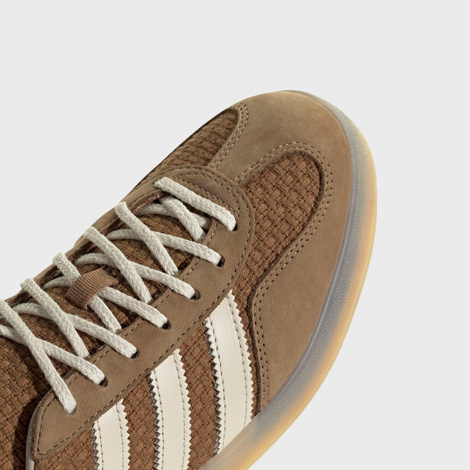 adidas WMNS Gazelle Indoor - Brown Desert / Wonder White / Magic Beige