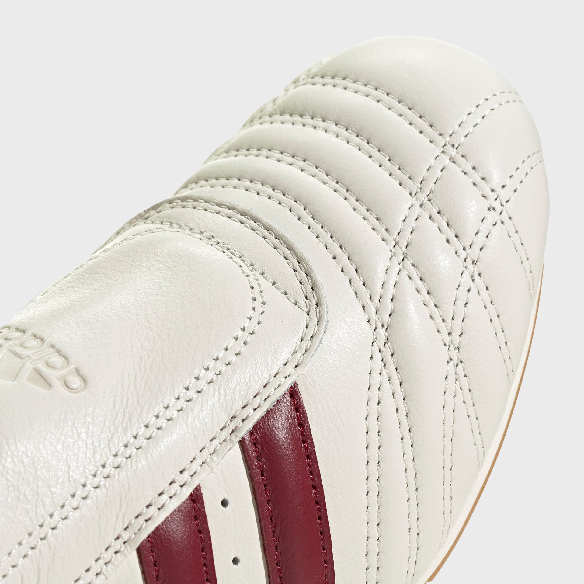 adidas WMNS Taekwondo - Off White / Noble Maroon / Gum 3