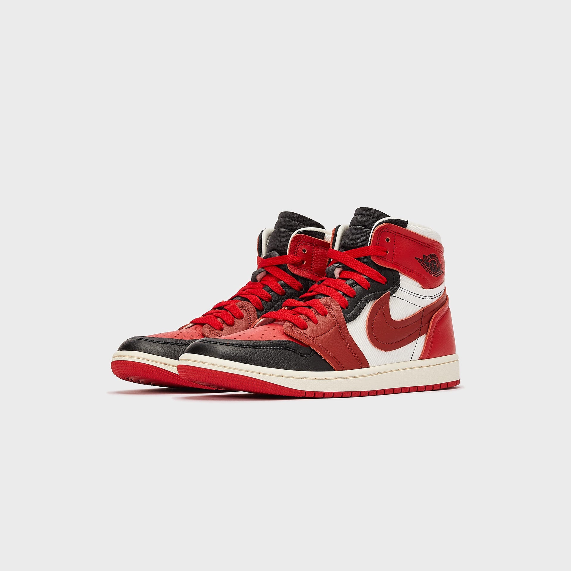 Nike WMNS Air Jordan 1 MM High - Sport Red / Dune Red / Black / Sail