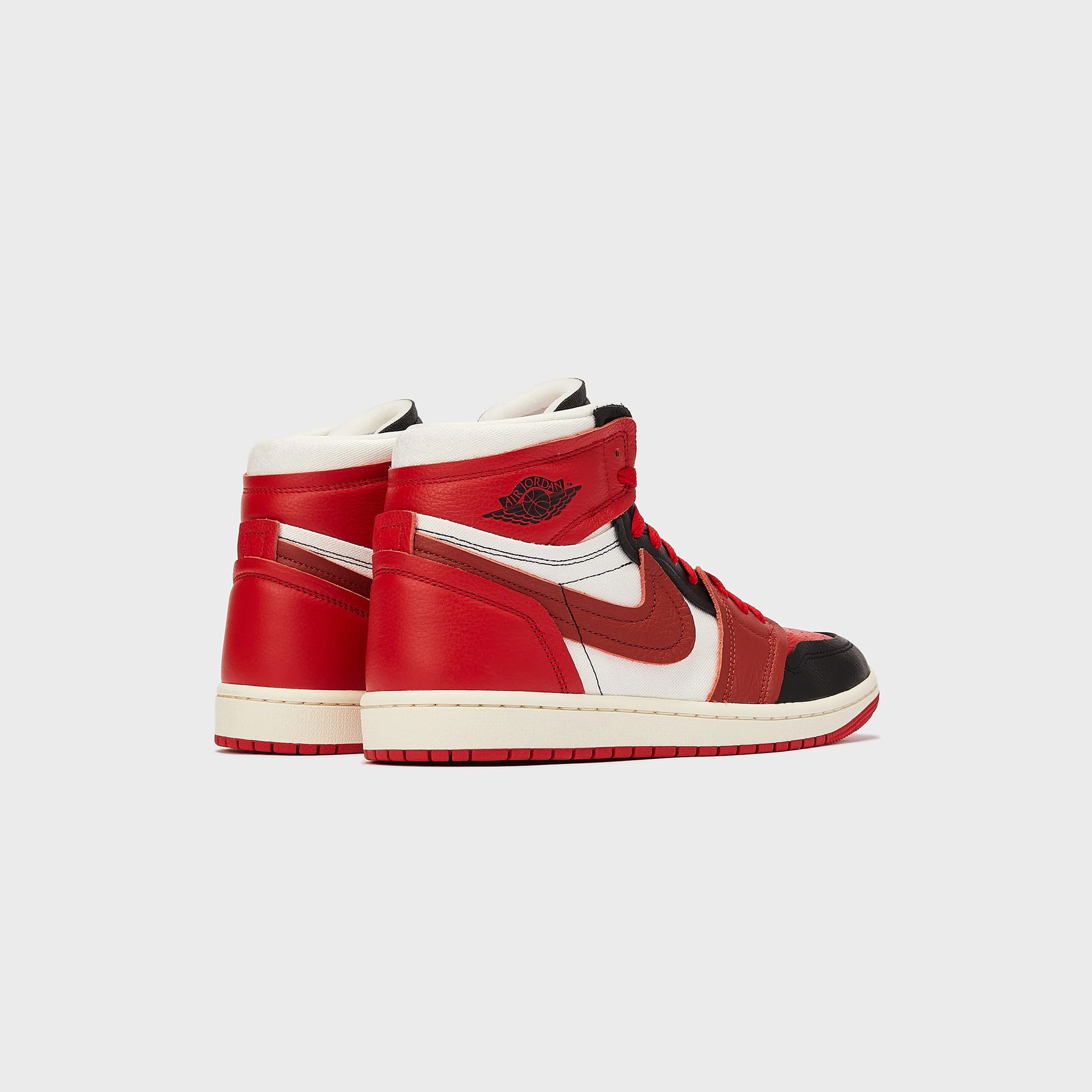 Nike WMNS Air Jordan 1 MM High - Sport Red / Dune Red / Black / Sail