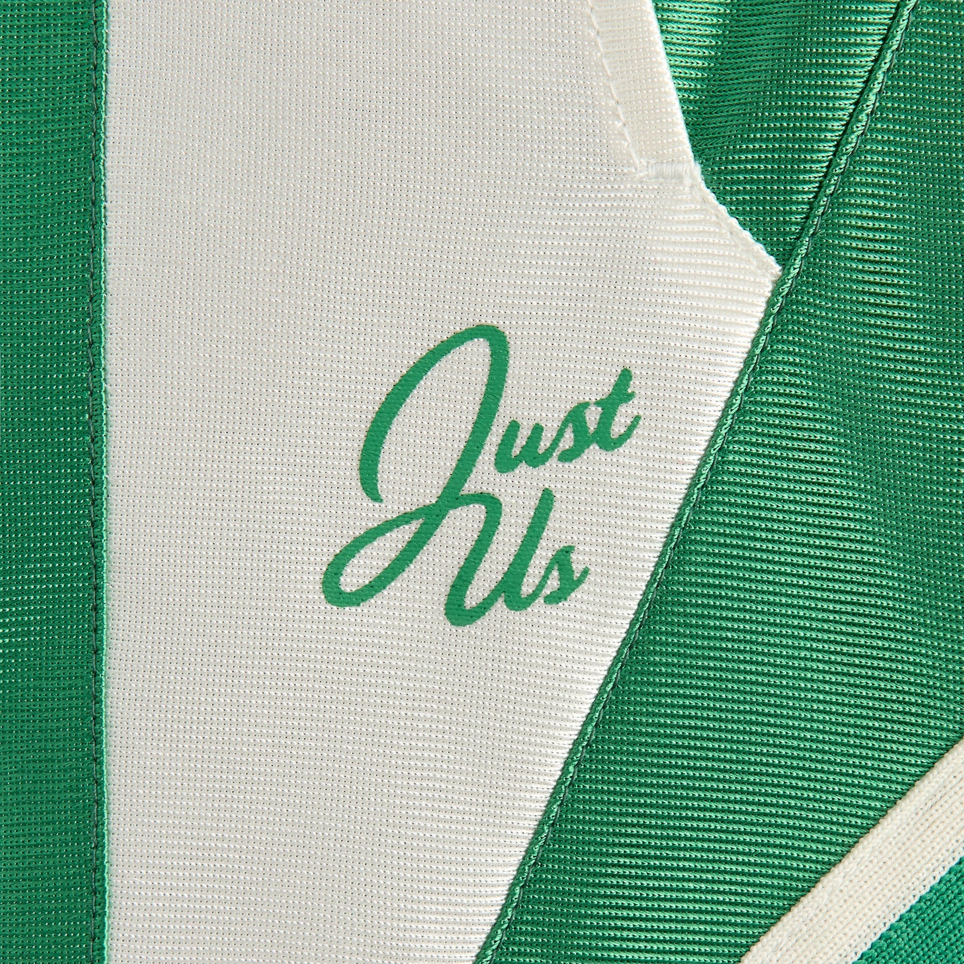 Kith Kids NY to the World Faille Curtis Short - Parrot