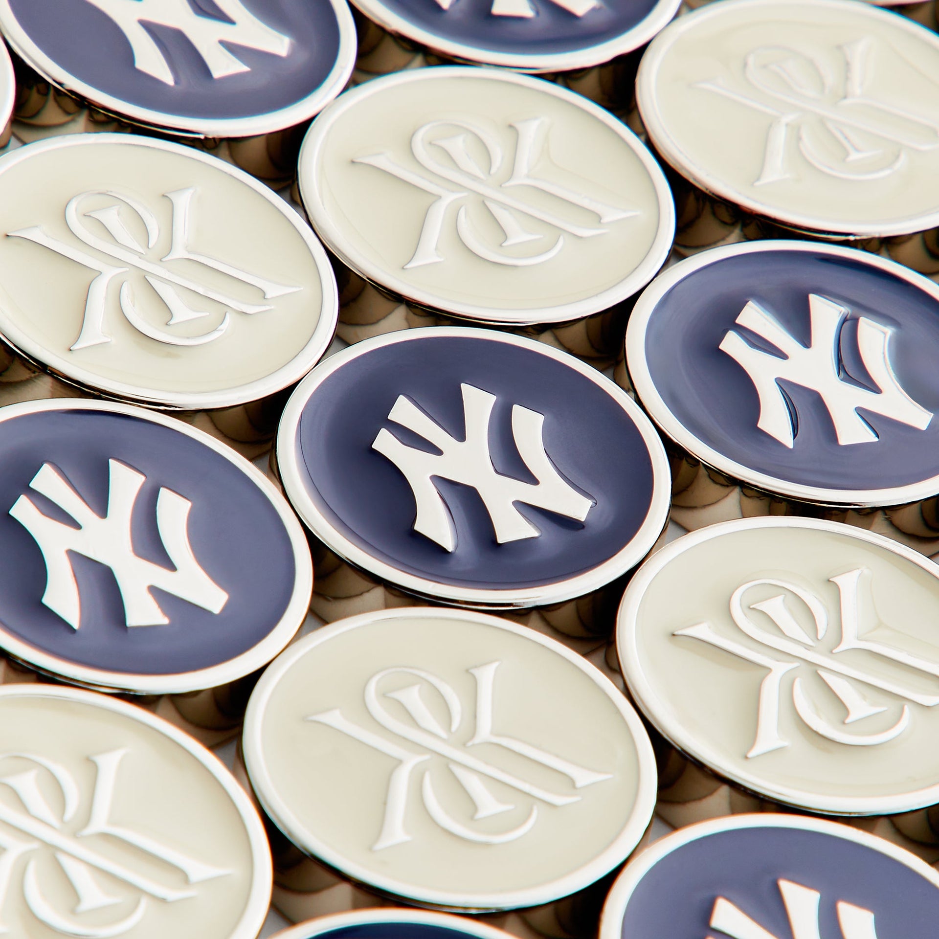 Kith for the New York Yankees Backgammon Set - Nocturnal