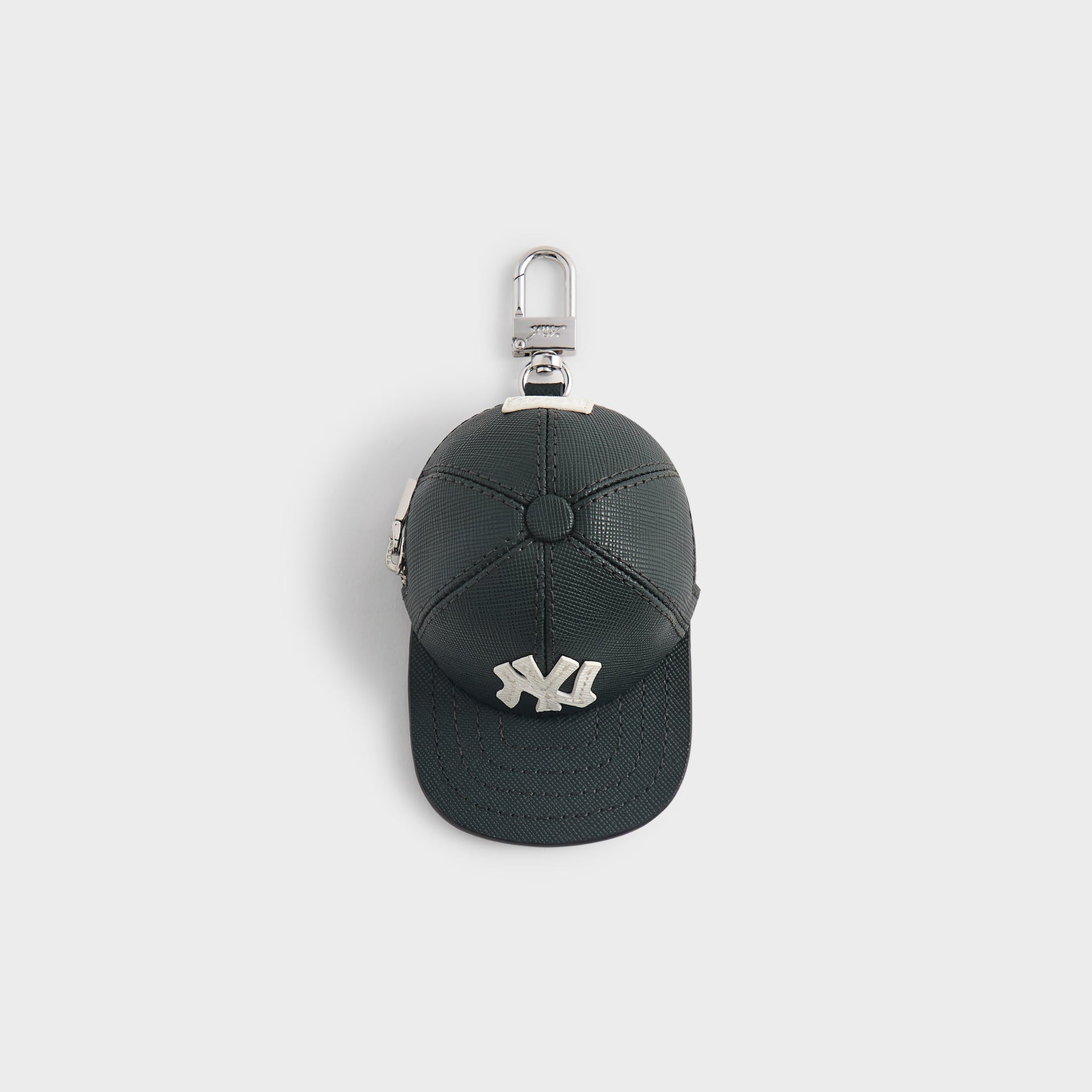Kith for the New York Yankees Baseball Cap Leather Pouch - Stadium