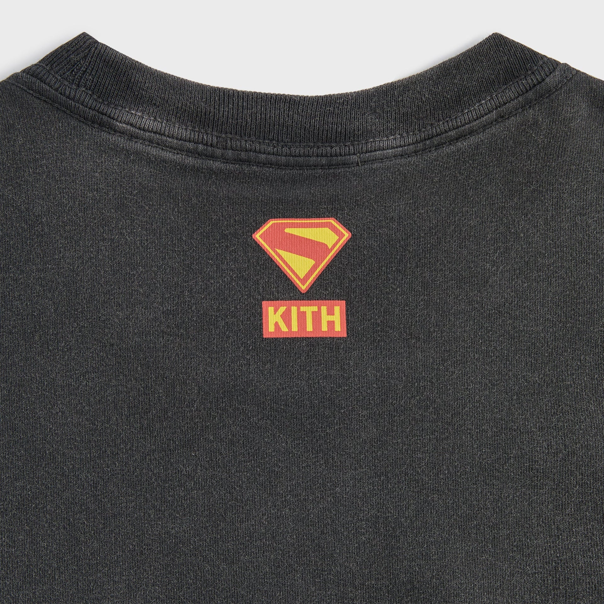 Superman | Kith (2025 Movie) Lightning Vintage Tee - Black