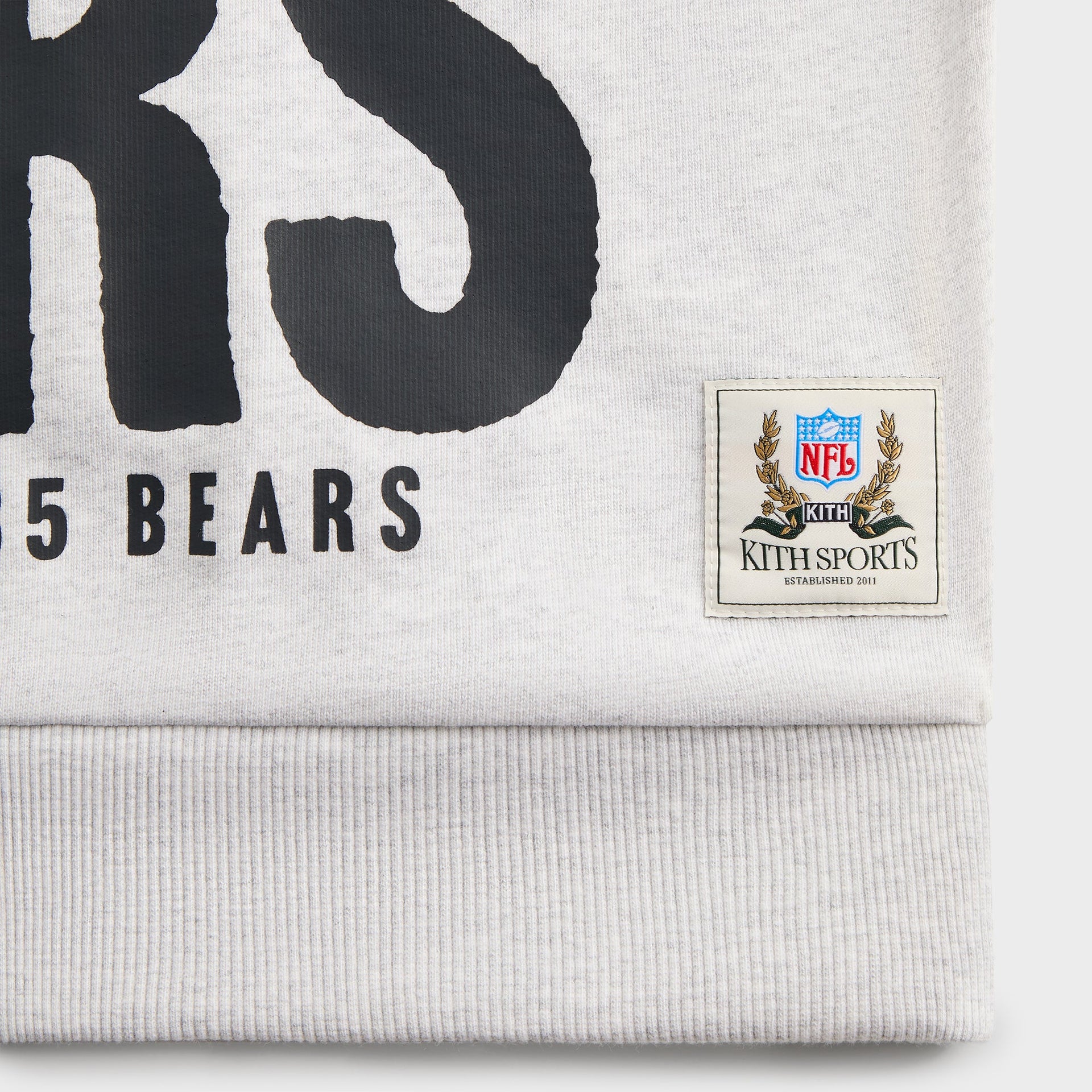Kith for the NFL Chicago Bears 1985 Vintage Crewneck - Light Heather Grey
