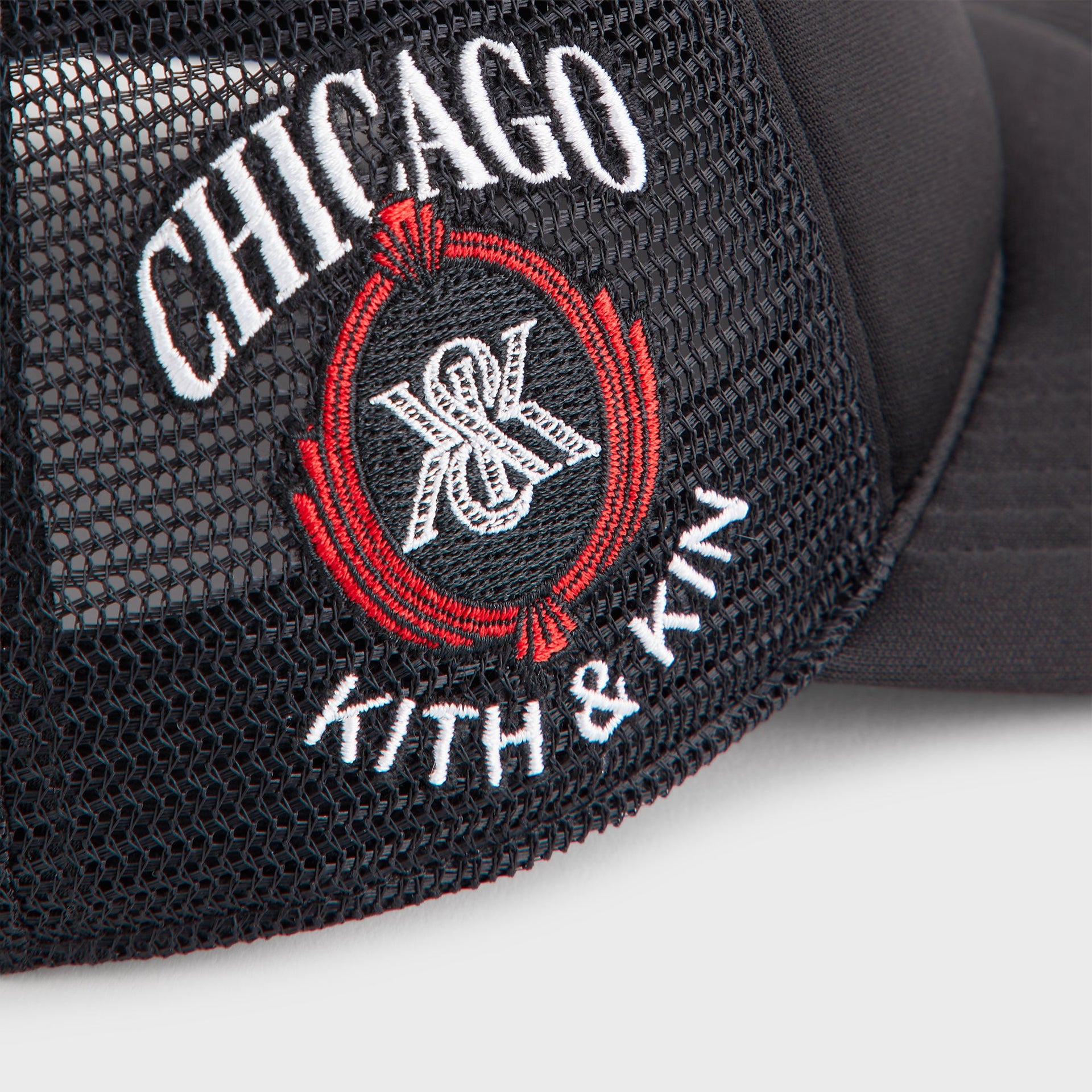 Kith & '47 for the Chicago Bulls Hitch Snapback Trucker Hat - Black