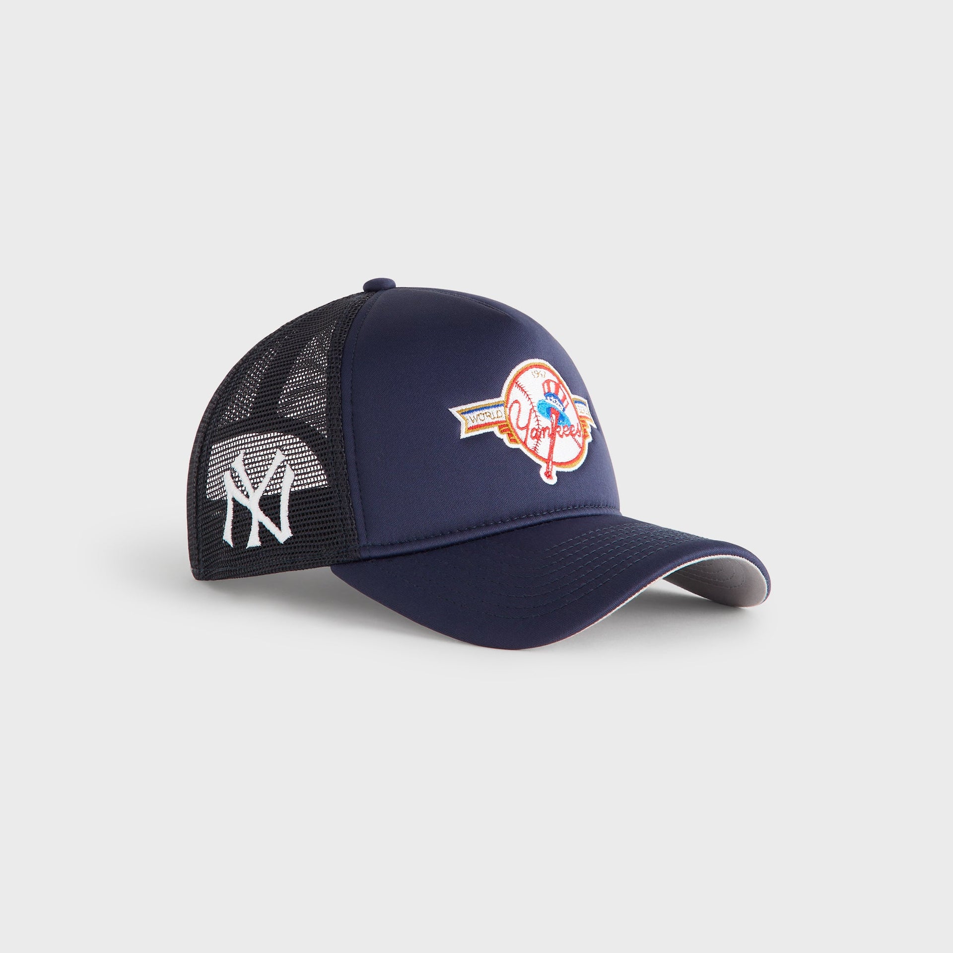 Kith & New Era for the New York Yankees Top Hat 9FORTY A Frame Trucker Snapback - Nocturnal