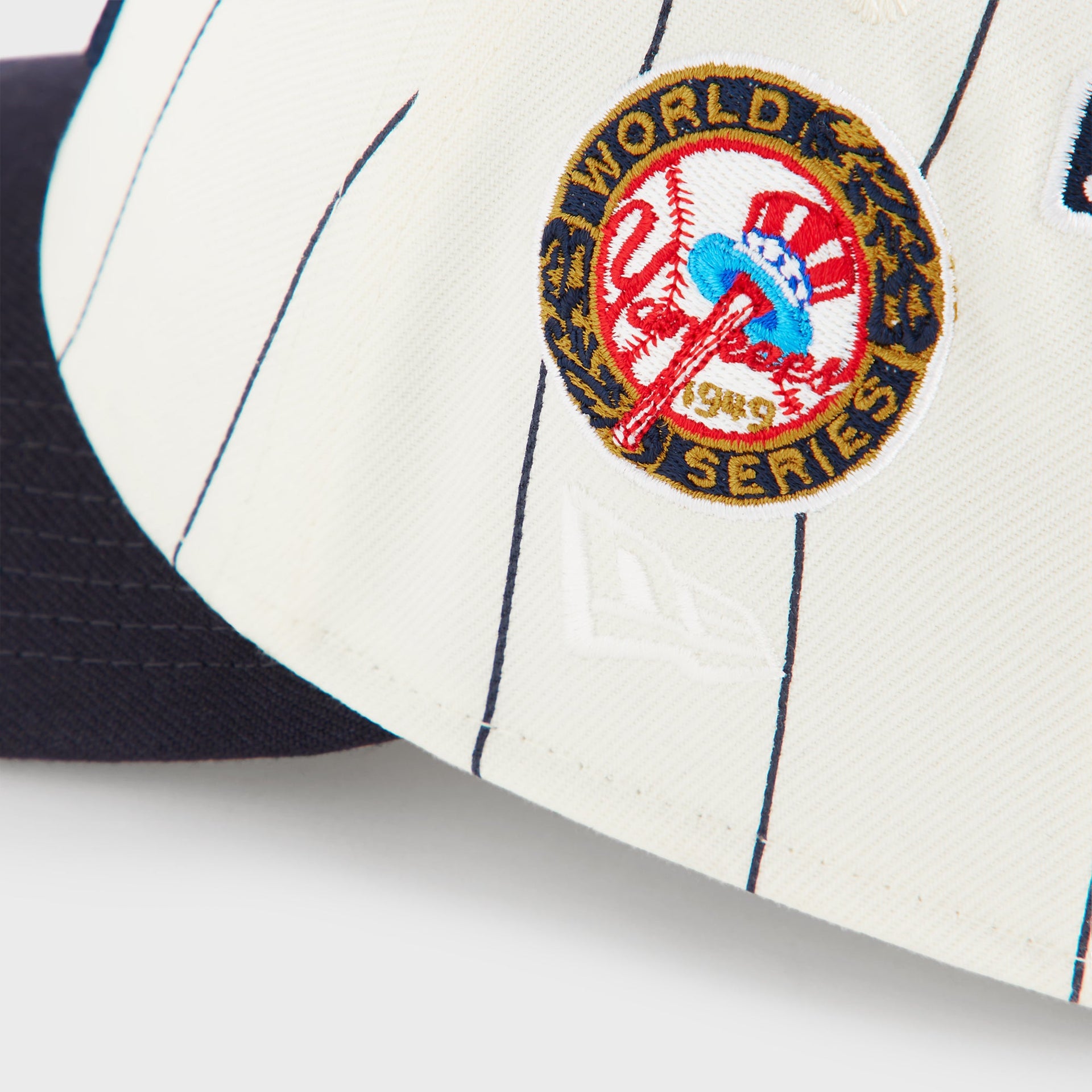 Kith & New Era for the New York Yankees Stripe 9FORTY MCrown A Frame Cap - Sandrift