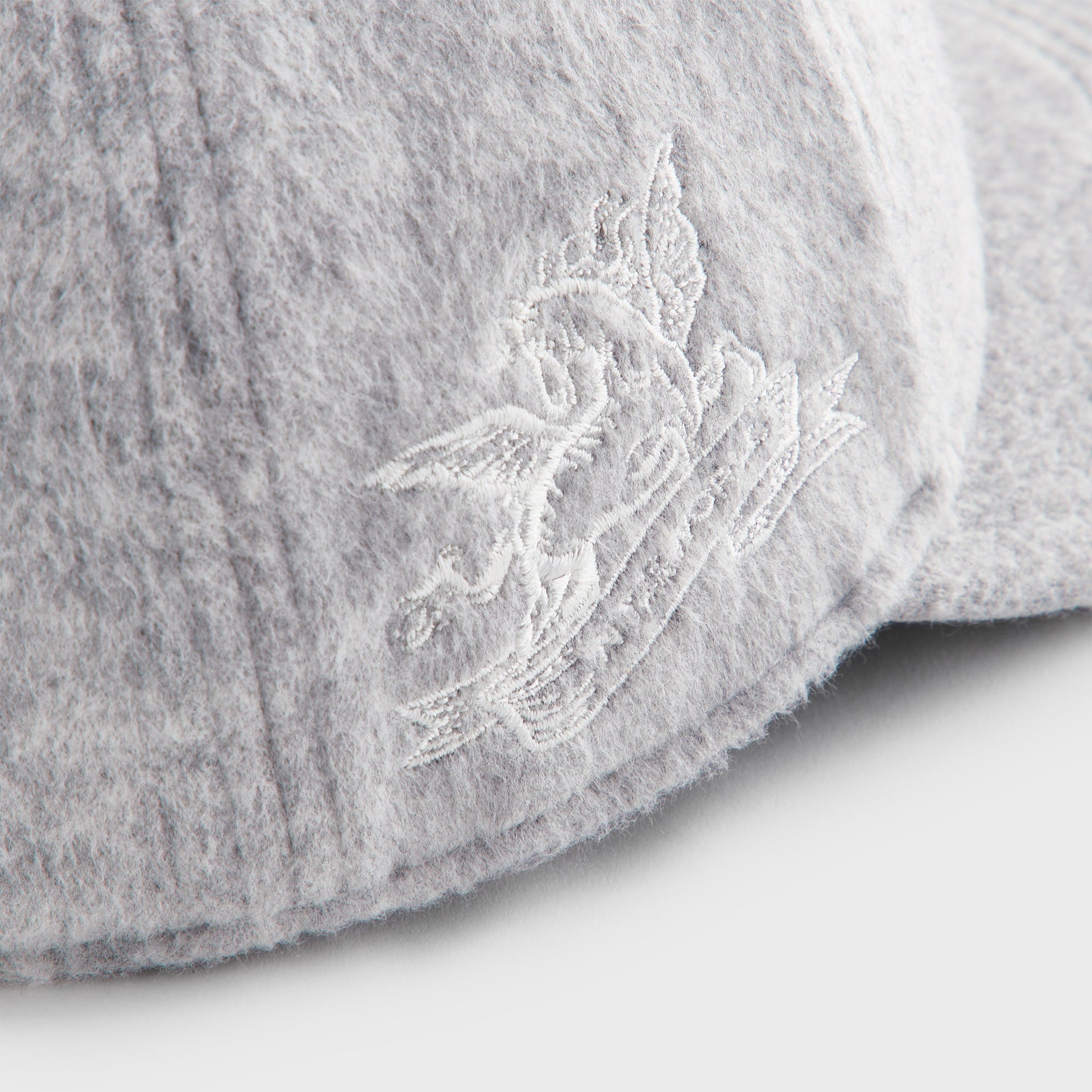 Kith & New Era for the New York Yankees Brushed Jersey 59Fifty Low Profile Fitted Cap - Medium Heather Grey