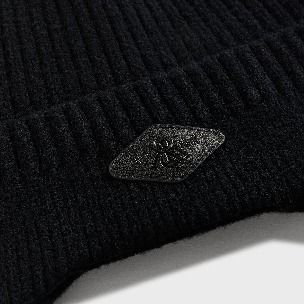 Kith Chunky Knit Earflap Beanie - Black - PH