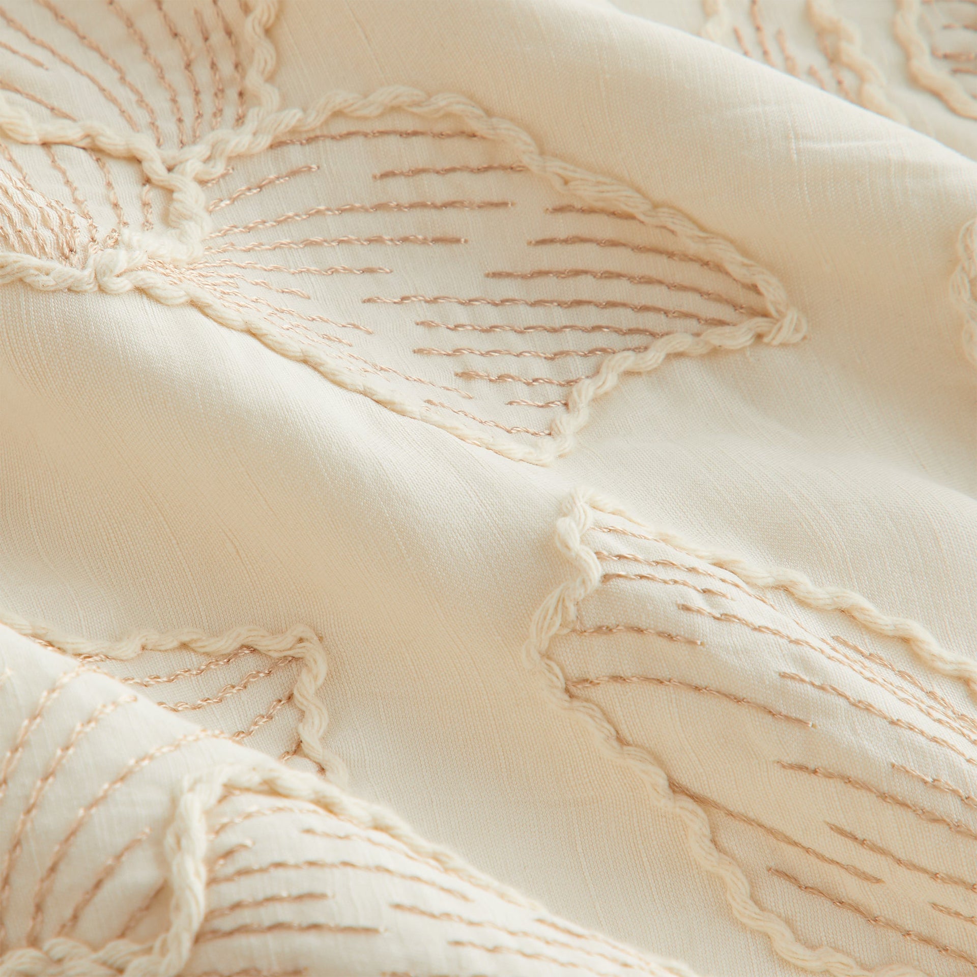 Kith Women Kumi Floral Embroidered Halter - Sandrift