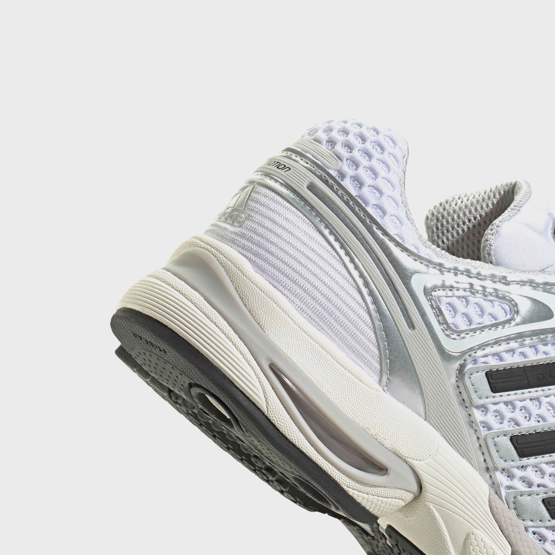 adidas Adistar Control 5 - Silver Metallic / Grey One / Core Black