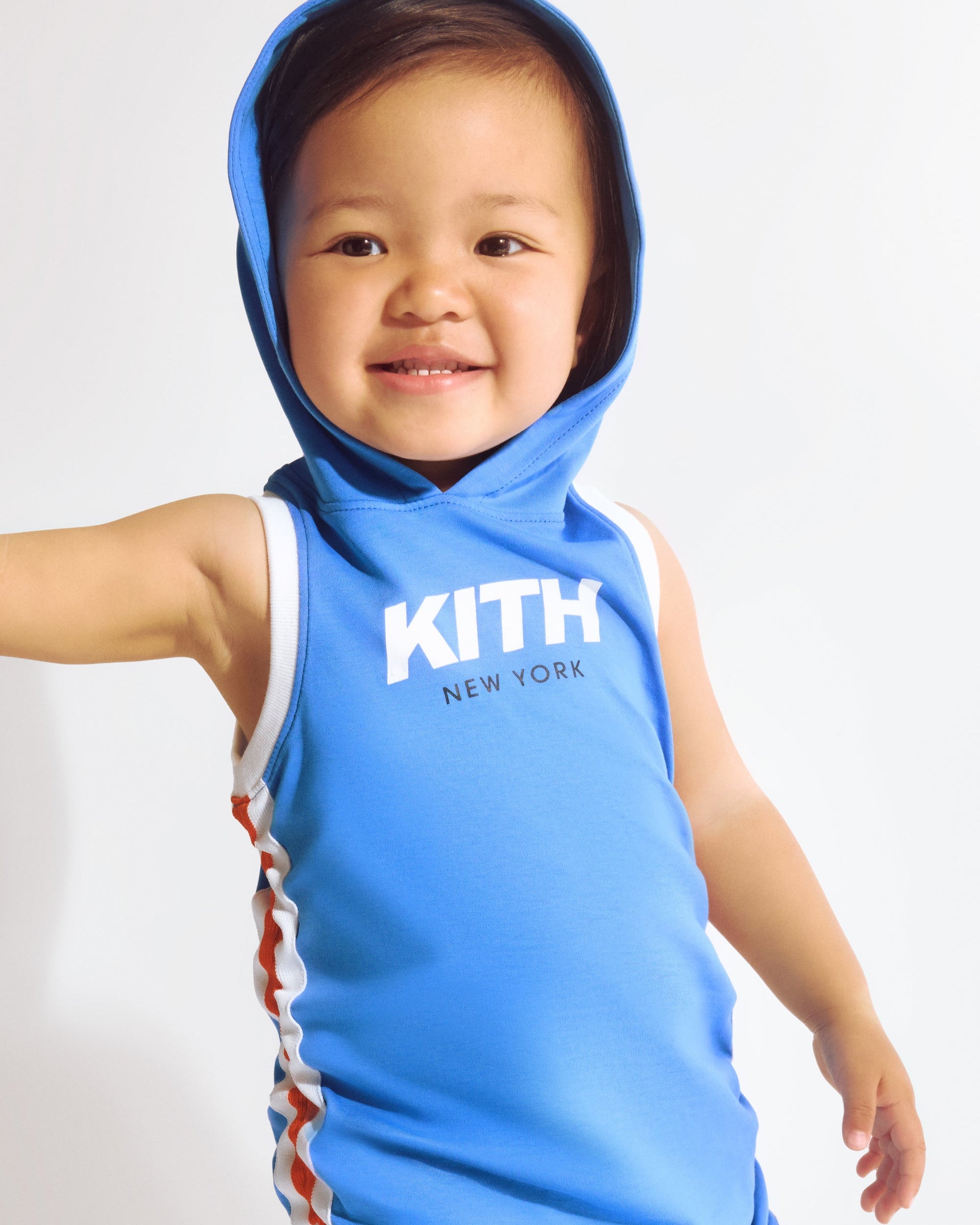 gid://shopify/MediaImage/45830303318292