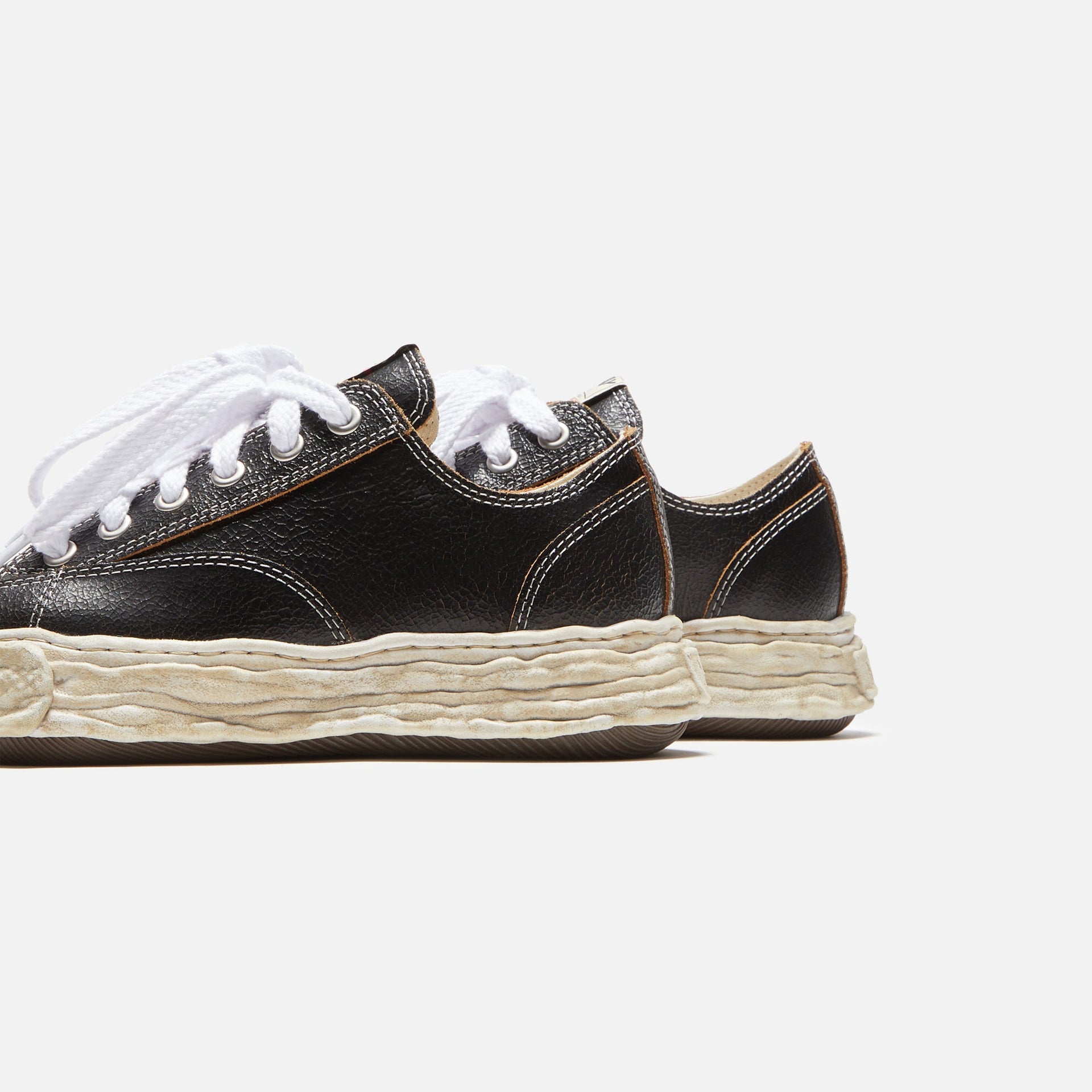 Mihara Yasuhiro Peterson Low 23 Cuir craquelé - Noir