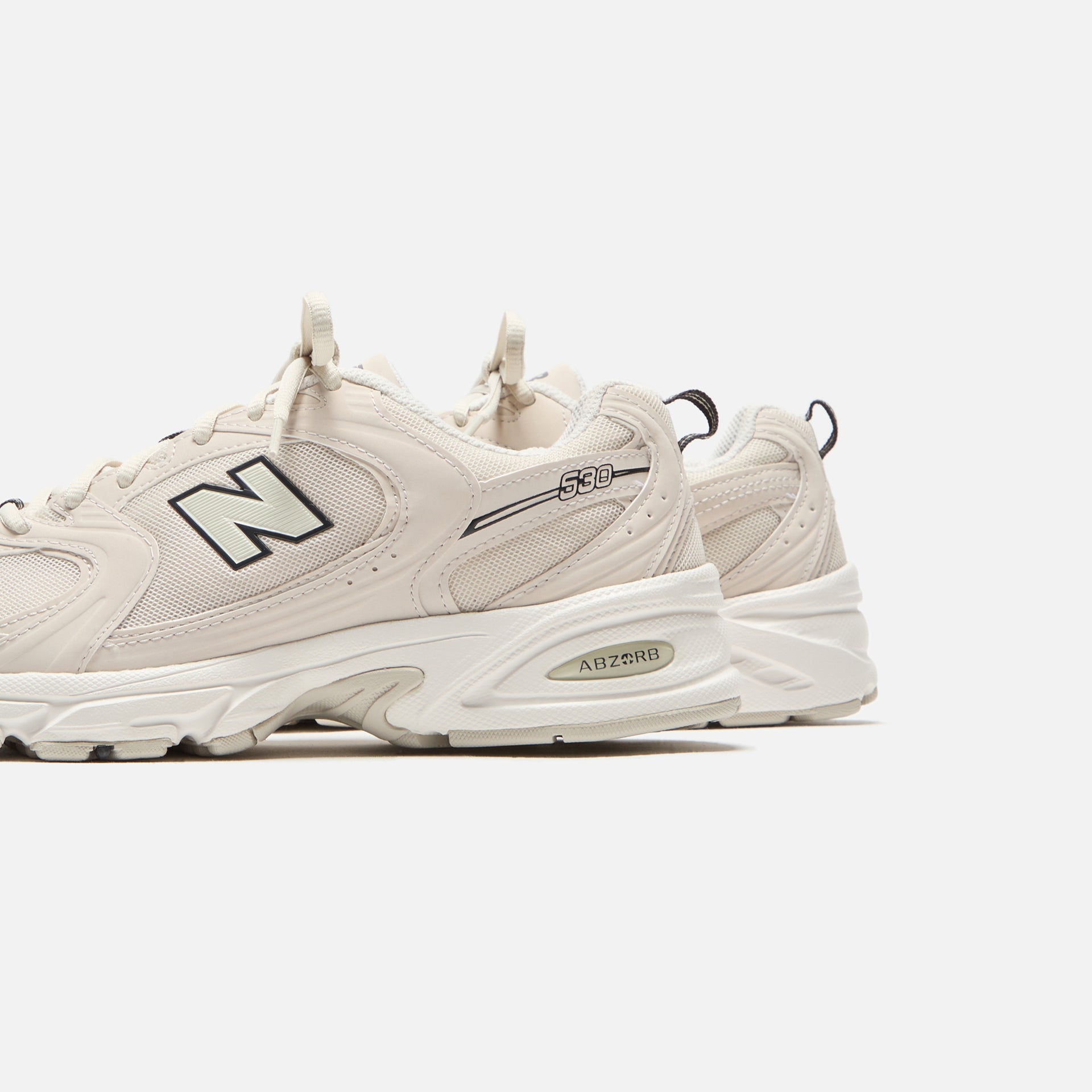 New Balance 530 - Moonbeam / Sel marin