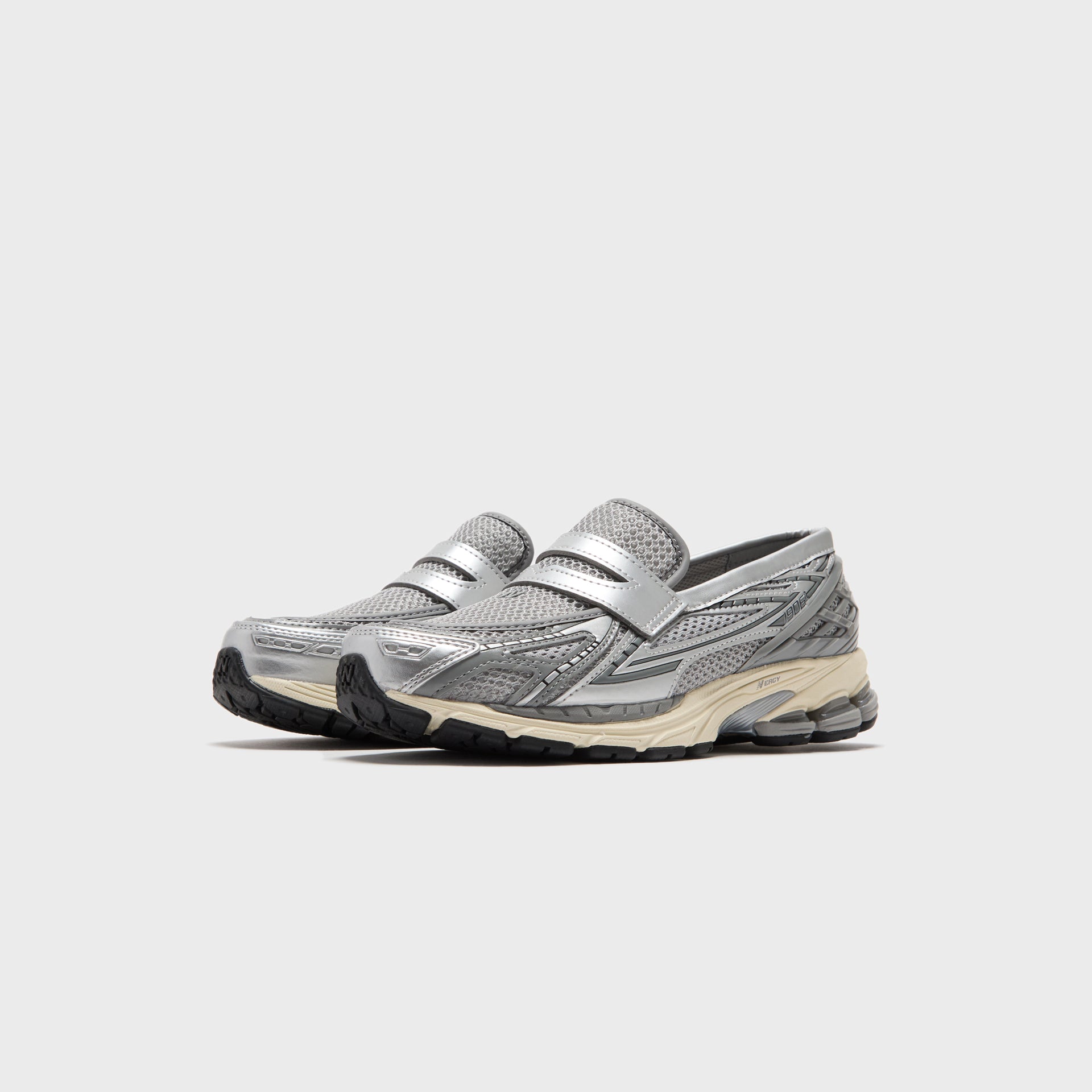 New Balance 1906 Loafer -  Silver / Grey / Turtledove