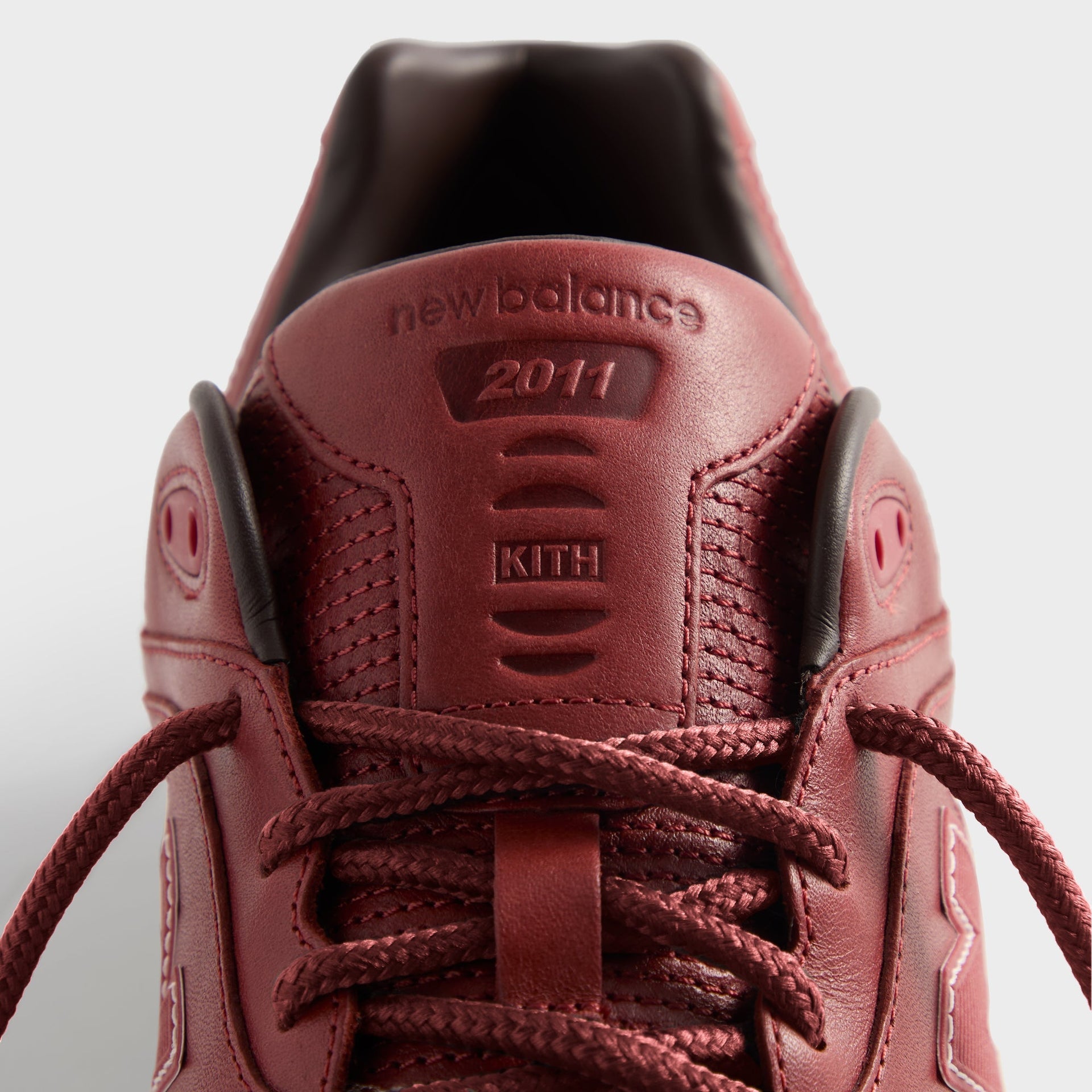 Ronnie Fieg & New Balance 2011 - Bossa Nova / Breakfast Tea - PH