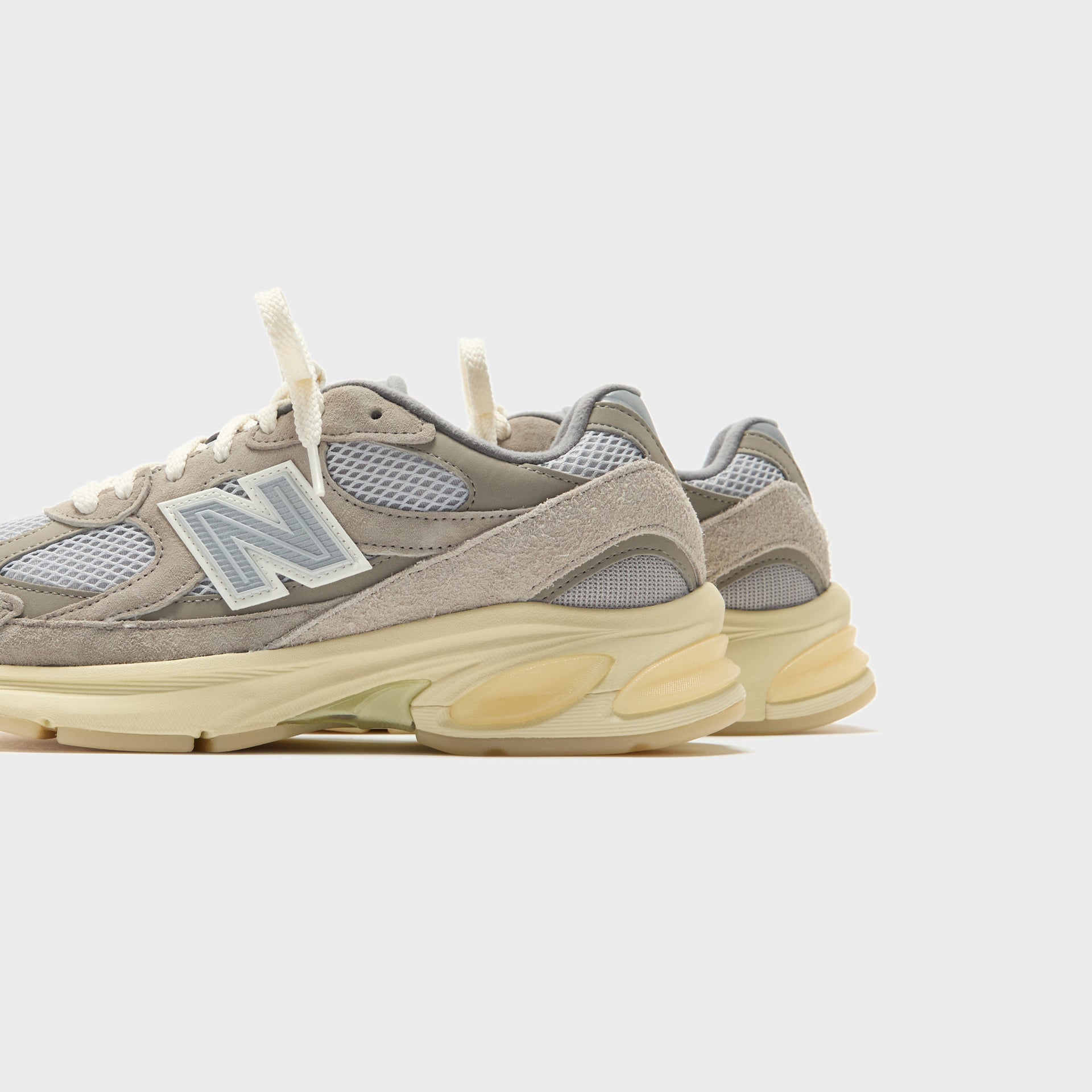 New Balance 2010 - Arid Stone / Raincloud / Calcium