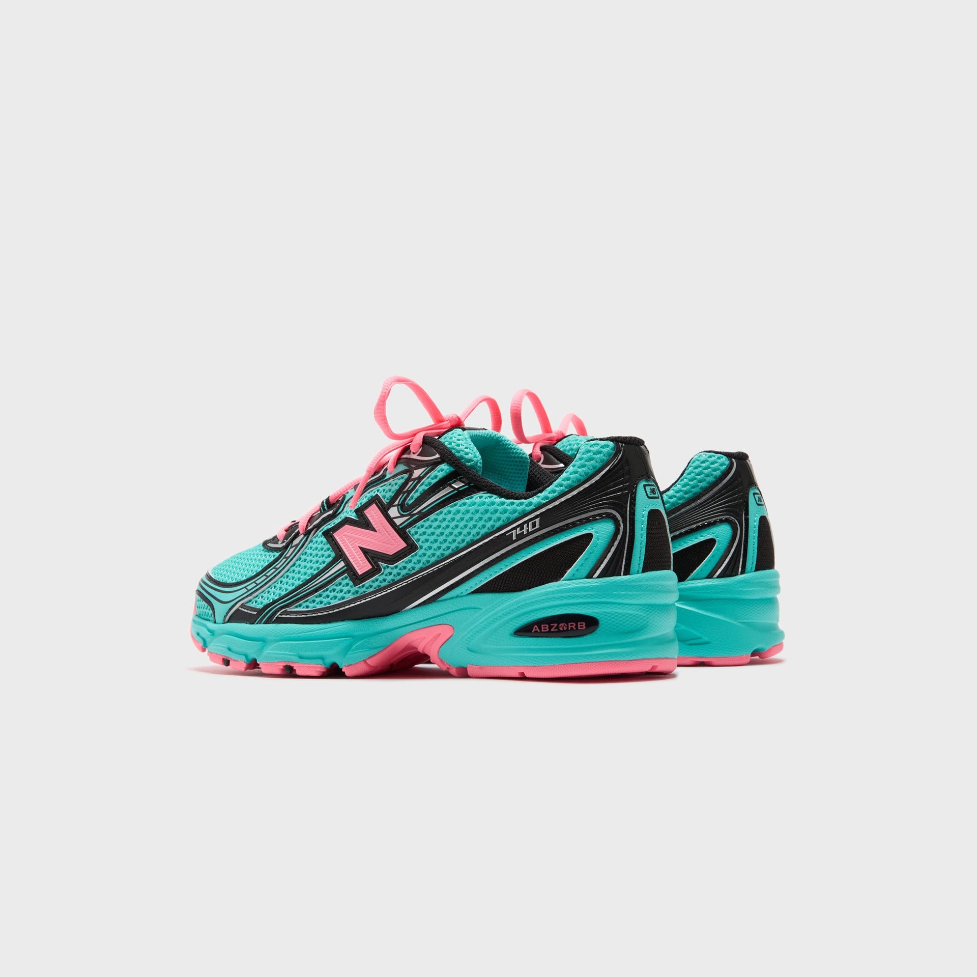 New Balance 740 - Cyber Jade / Black / Pink