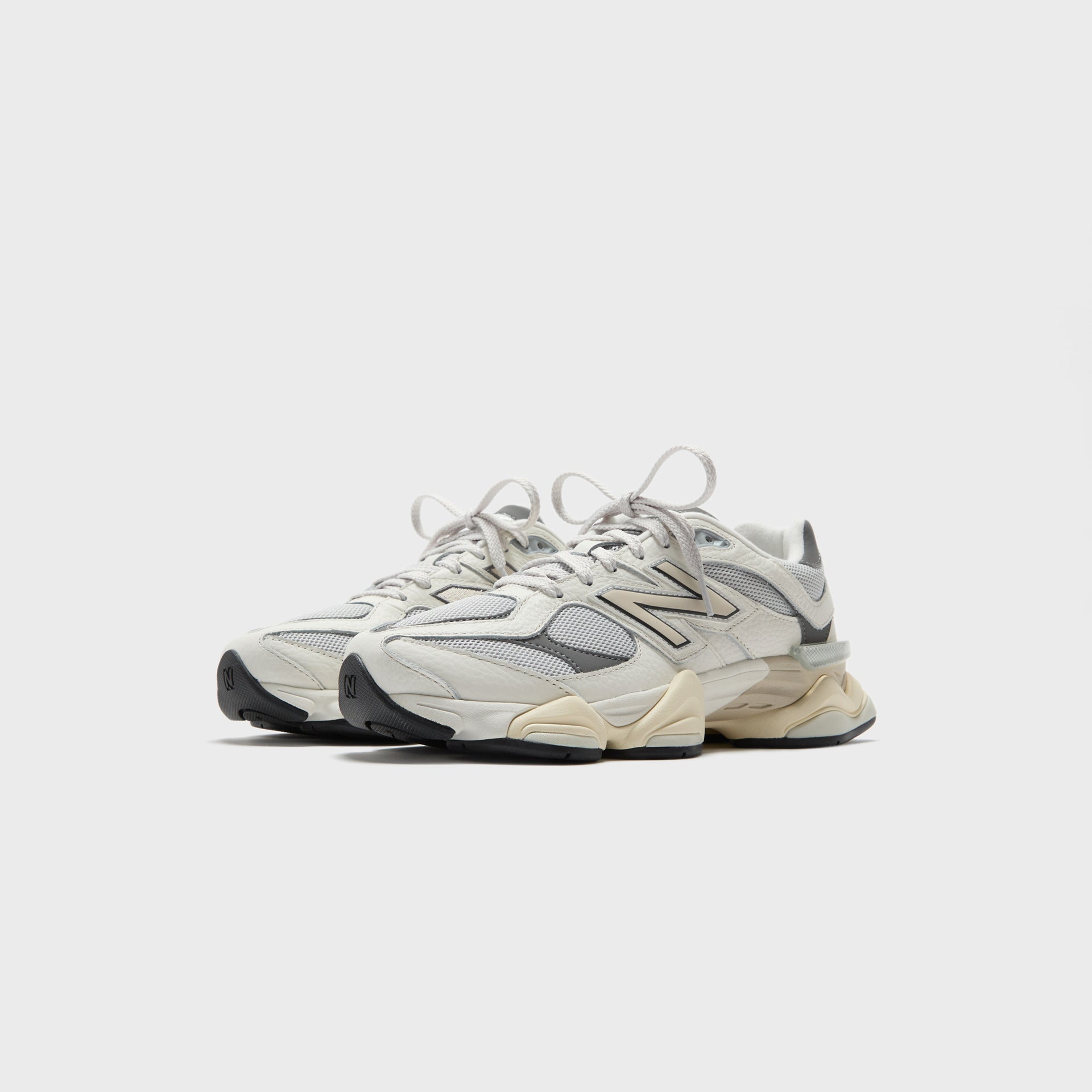 New Balance 9060 - Sea Salt