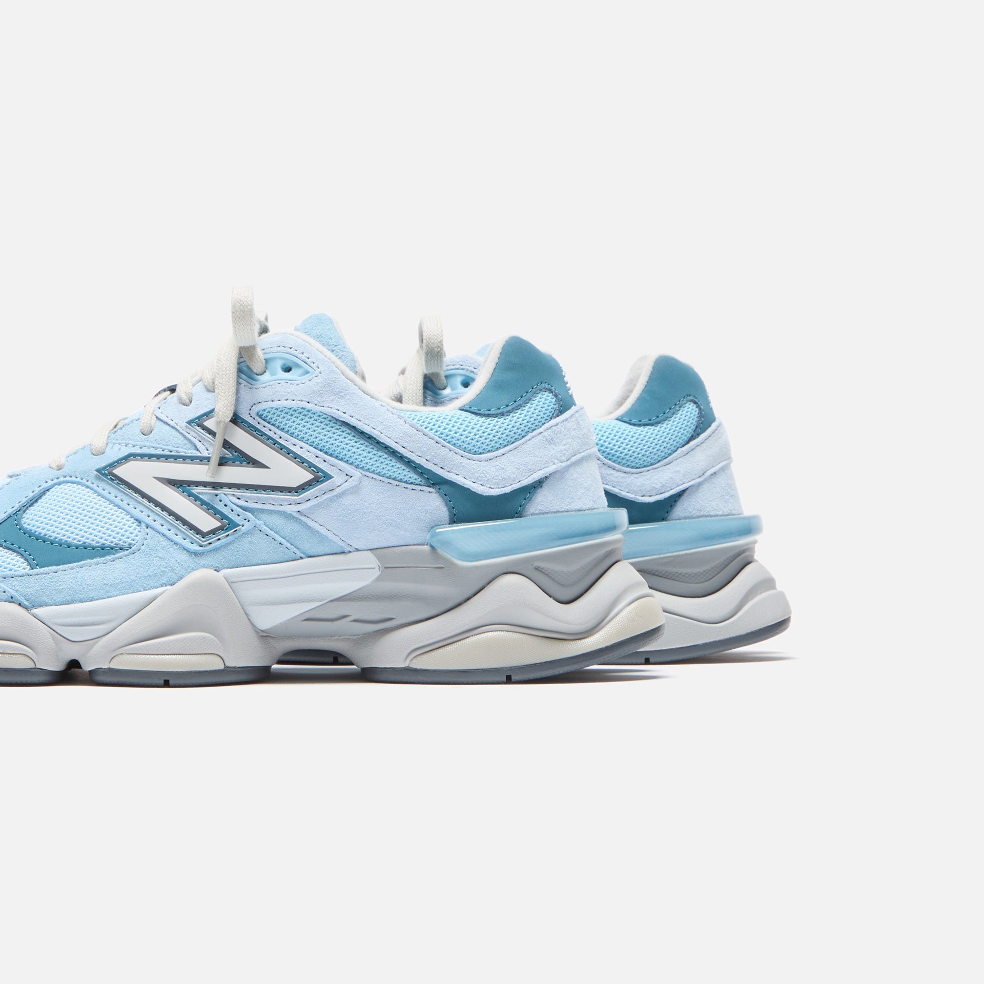 New Balance 9060 - Bleu chromé