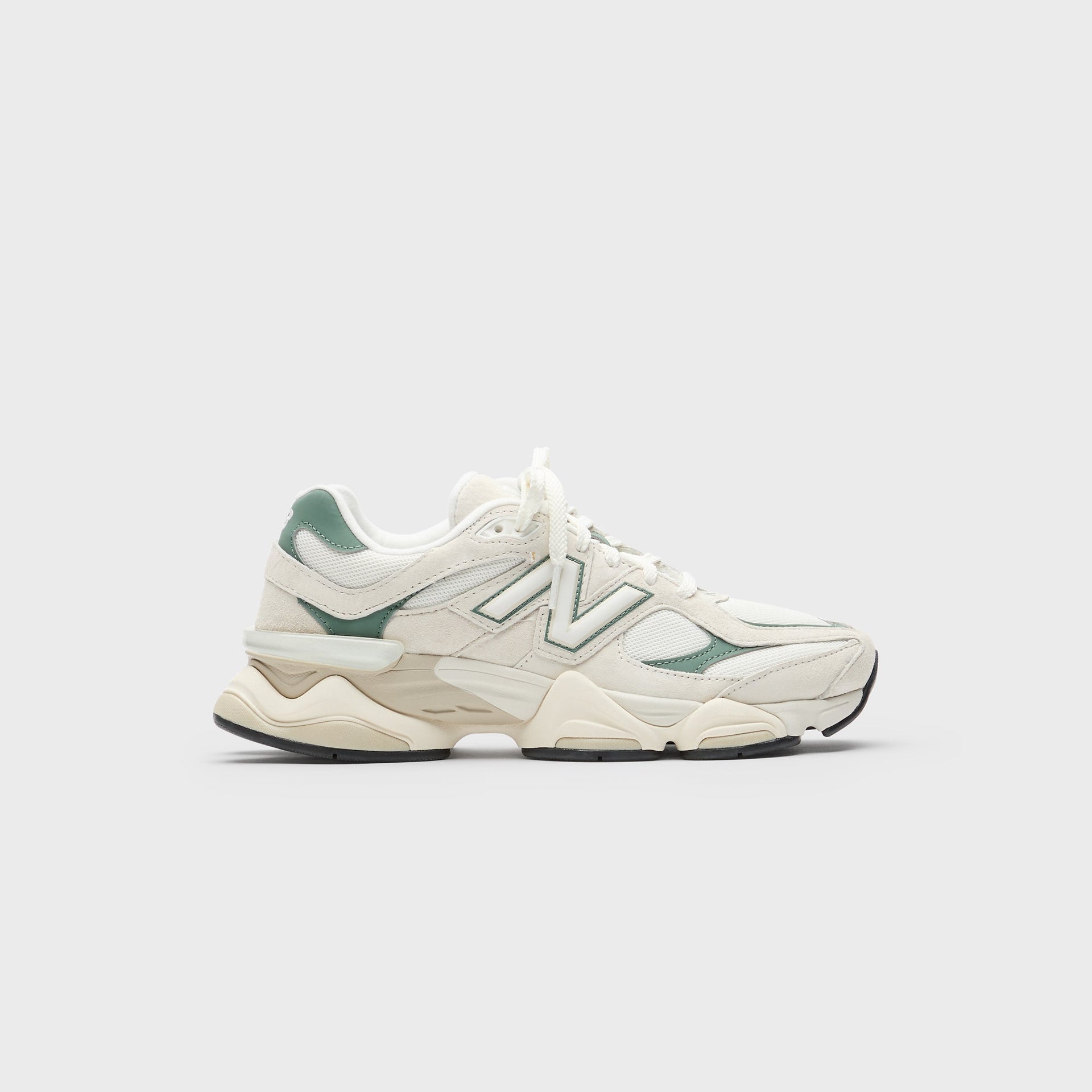 New Balance 9060 - Lin / Genévrier foncé