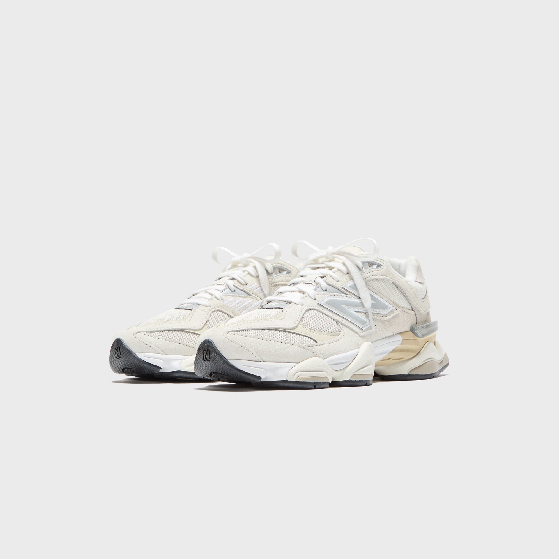 New Balance 9060 - Sea Salt / Moonbeam / Turtledove